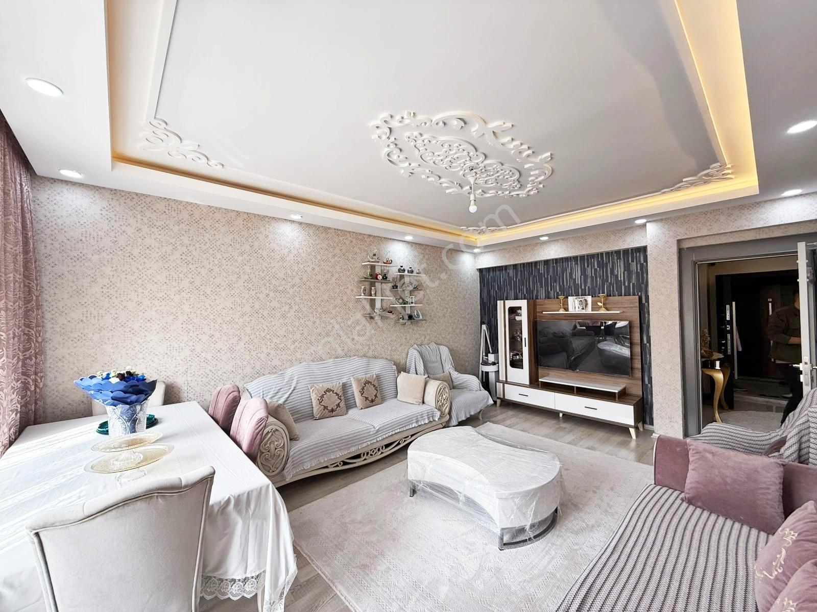 Fıstıklık'ta Merkez Konumda Yer.ısıtma Bakımlı Cam Balkon Lüx3+1 — fotoğraf 11