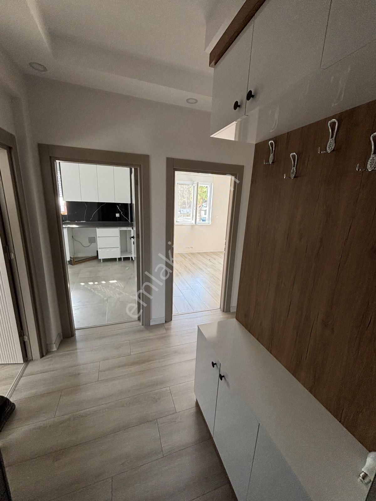 Usta Gayrimenkul'den Satılık 3+1 Ebevyn Banyolu Sıfır Gibi Daire — fotoğraf 5