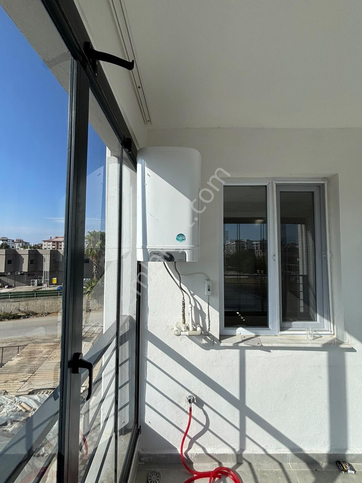 Usta Gayrimenkul'den Satılık 3+1 Ebevyn Banyolu Sıfır Gibi Daire — fotoğraf 9