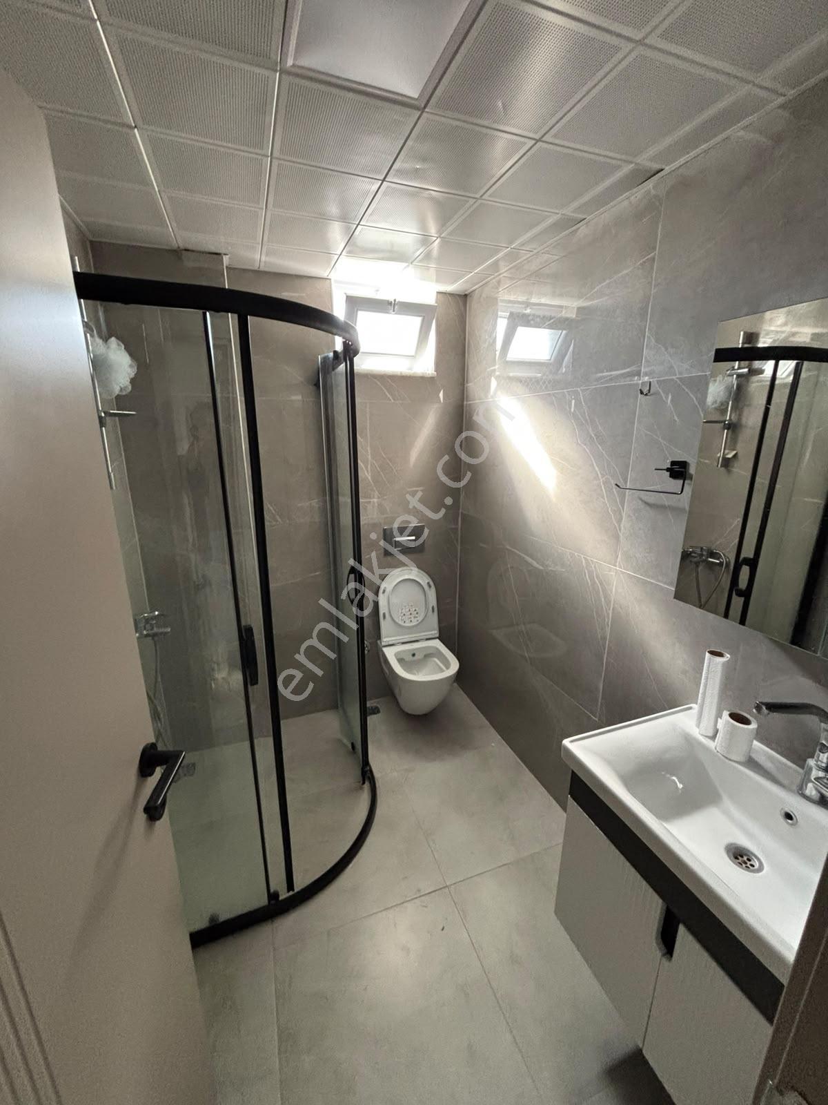 Usta Gayrimenkul'den Satılık 3+1 Ebevyn Banyolu Sıfır Gibi Daire — fotoğraf 15