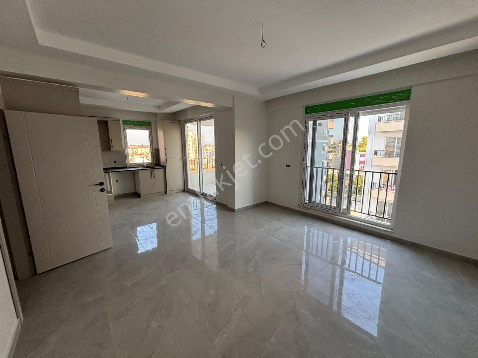 Usta Gayrimenkul'den Satılık 2+1 Havuzlu Sitede Sıfır Daire — fotoğraf 8