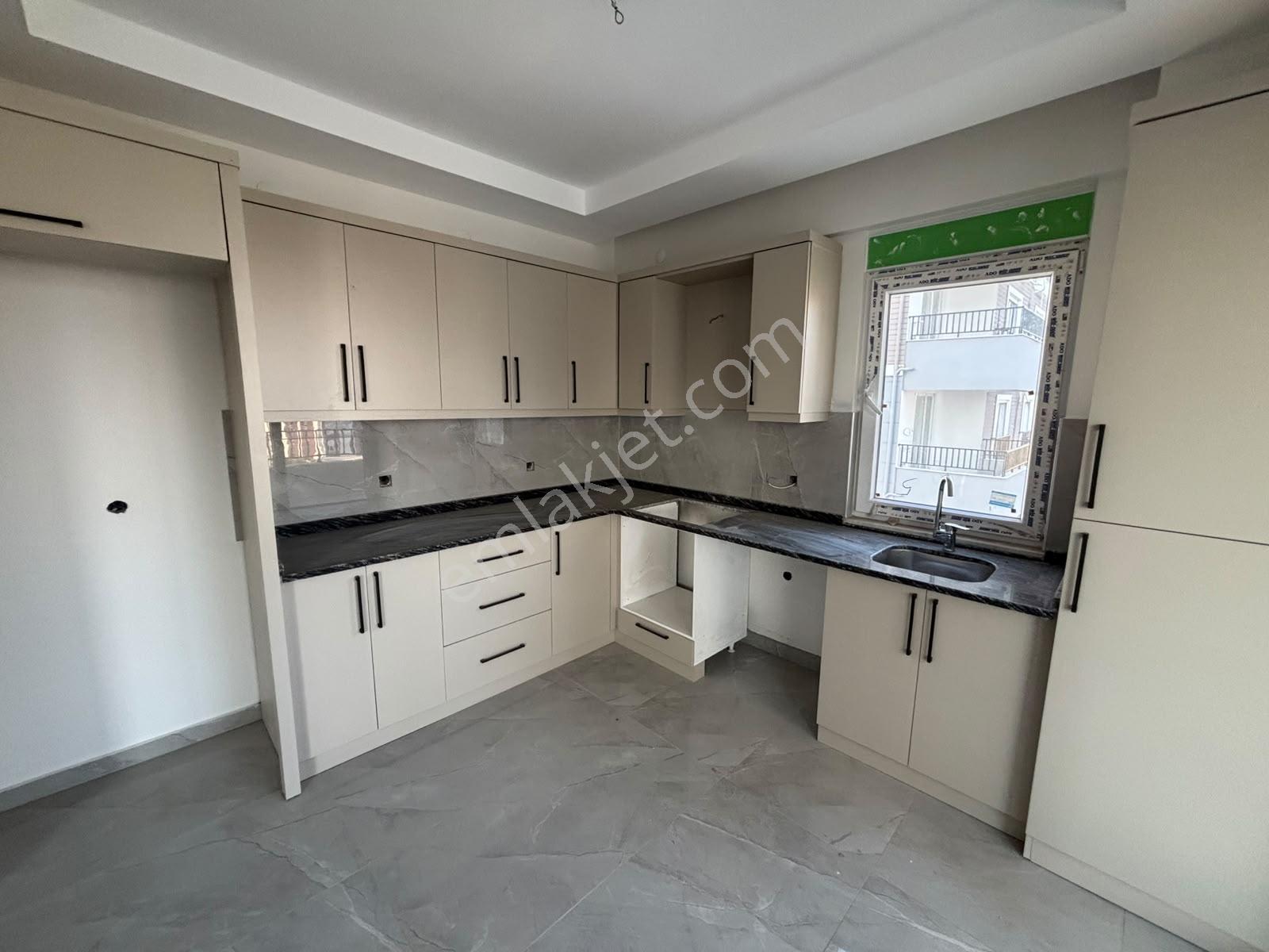 Usta Gayrimenkul'den Satılık 2+1 Havuzlu Sitede Sıfır Daire — fotoğraf 11