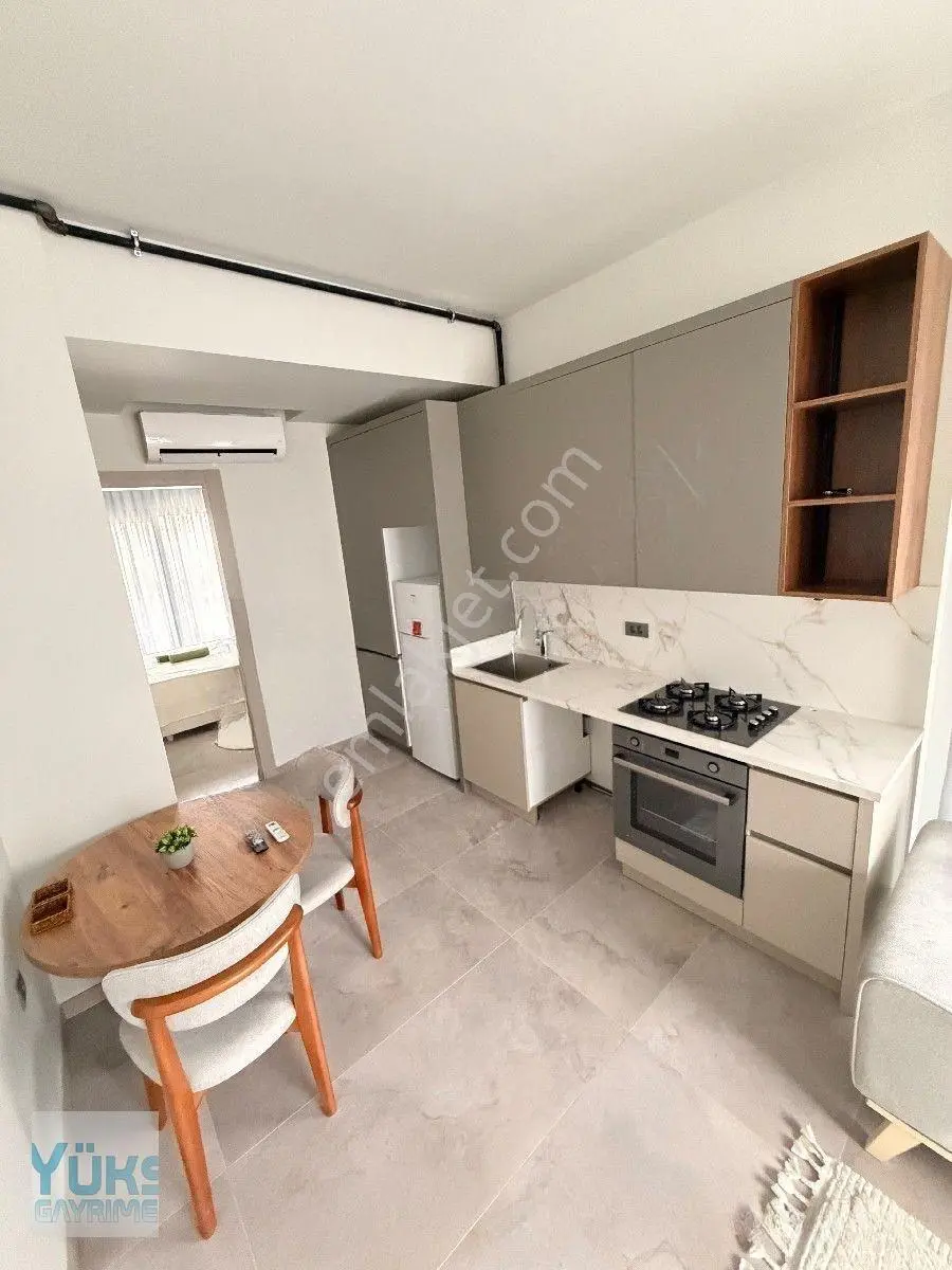Denizli Adalette Satılık Eşyalı 1+1 Balkonlu Suit Daireler — fotoğraf 2
