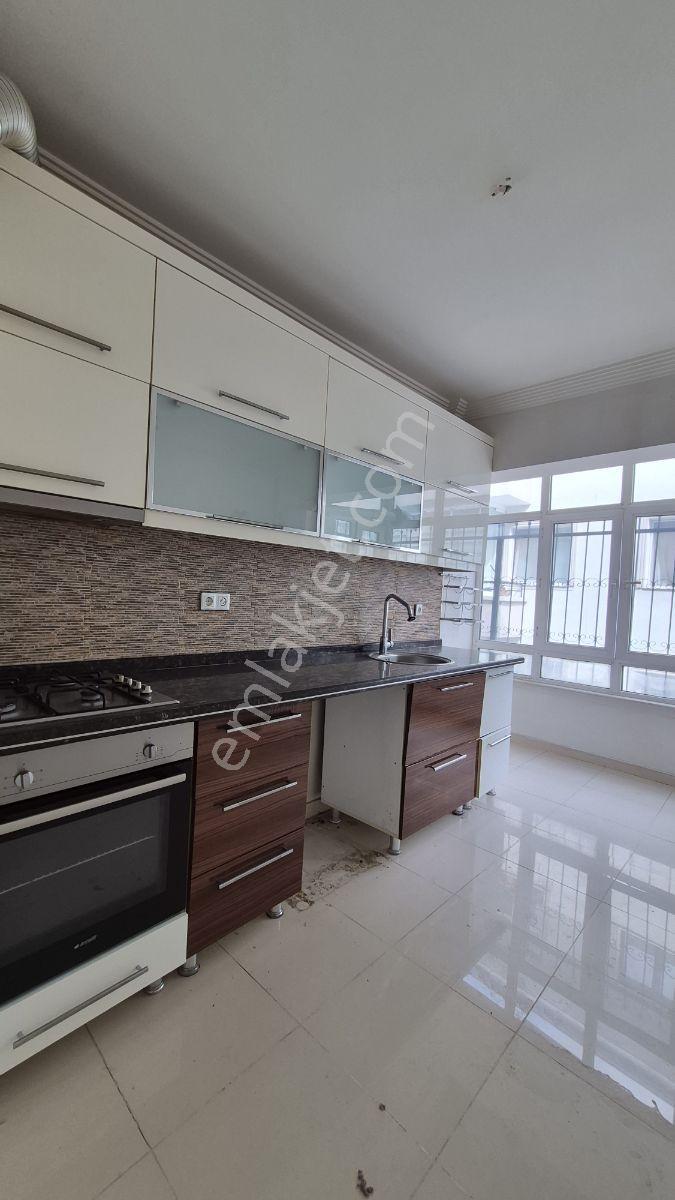 Acil Satılık 3+1 Daire Ara Kat Hürrıyetde Dıkmen Cad Yakını — fotoğraf 3