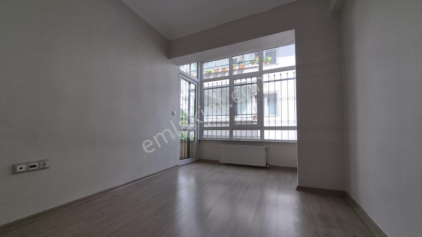 Acil Satılık 3+1 Daire Ara Kat Hürrıyetde Dıkmen Cad Yakını — fotoğraf 12