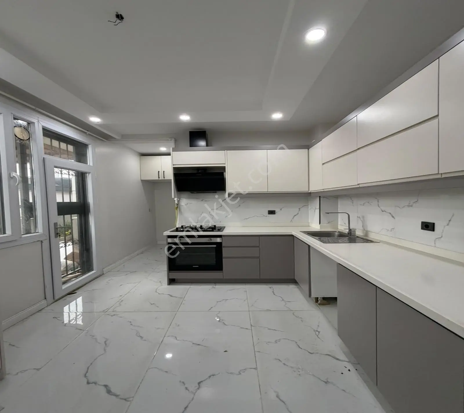 Kavaklı'da Butik Site'de Deniz Manzaralı 3+1 Ters Dublex — fotoğraf 15