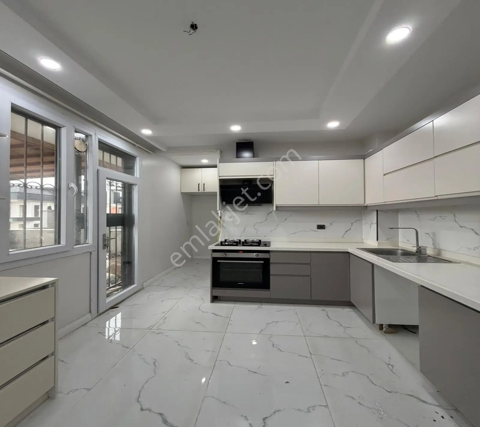 Kavaklı'da Butik Site'de Deniz Manzaralı 3+1 Ters Dublex — fotoğraf 16