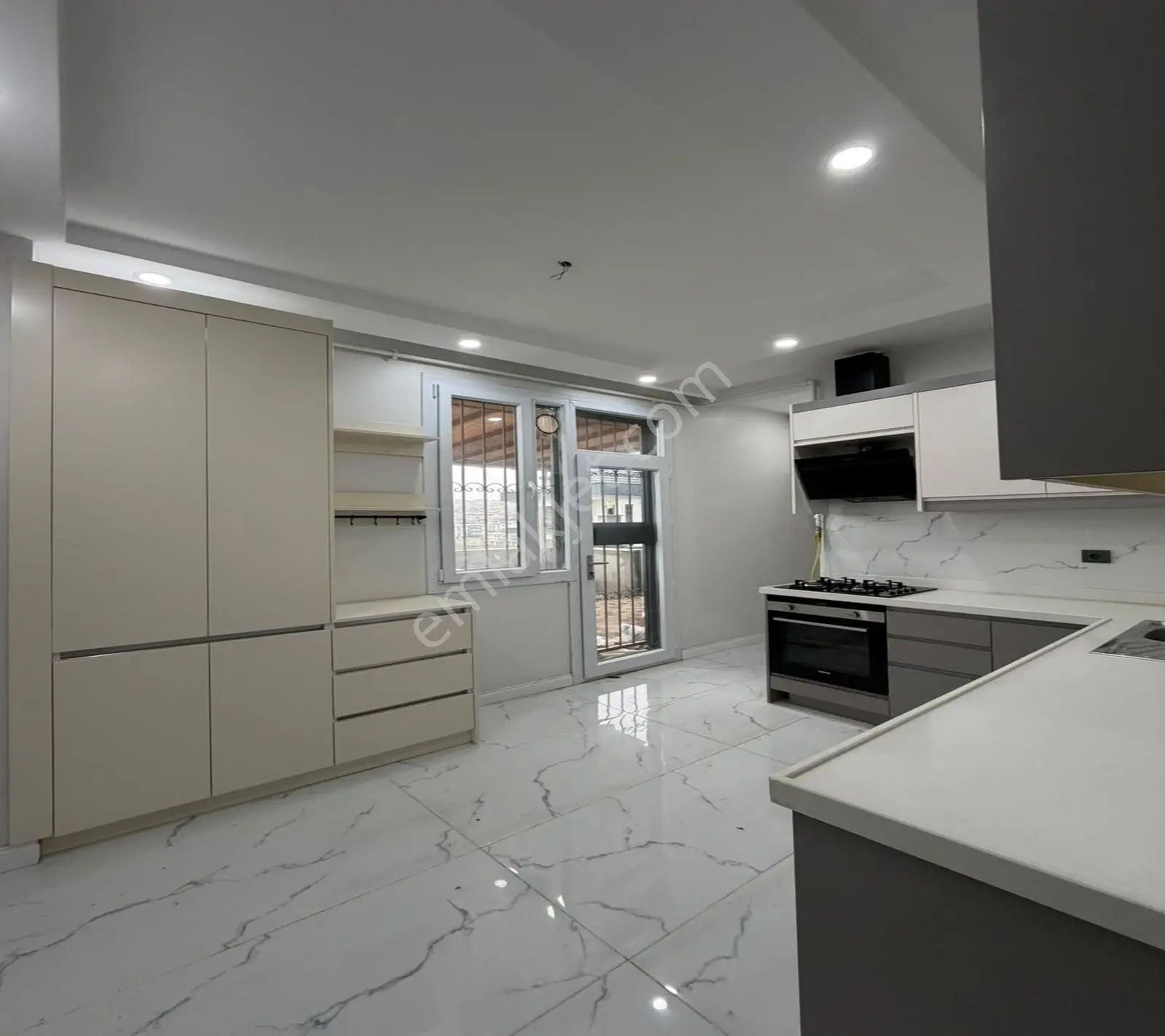 Kavaklı'da Butik Site'de Deniz Manzaralı 3+1 Ters Dublex — fotoğraf 18