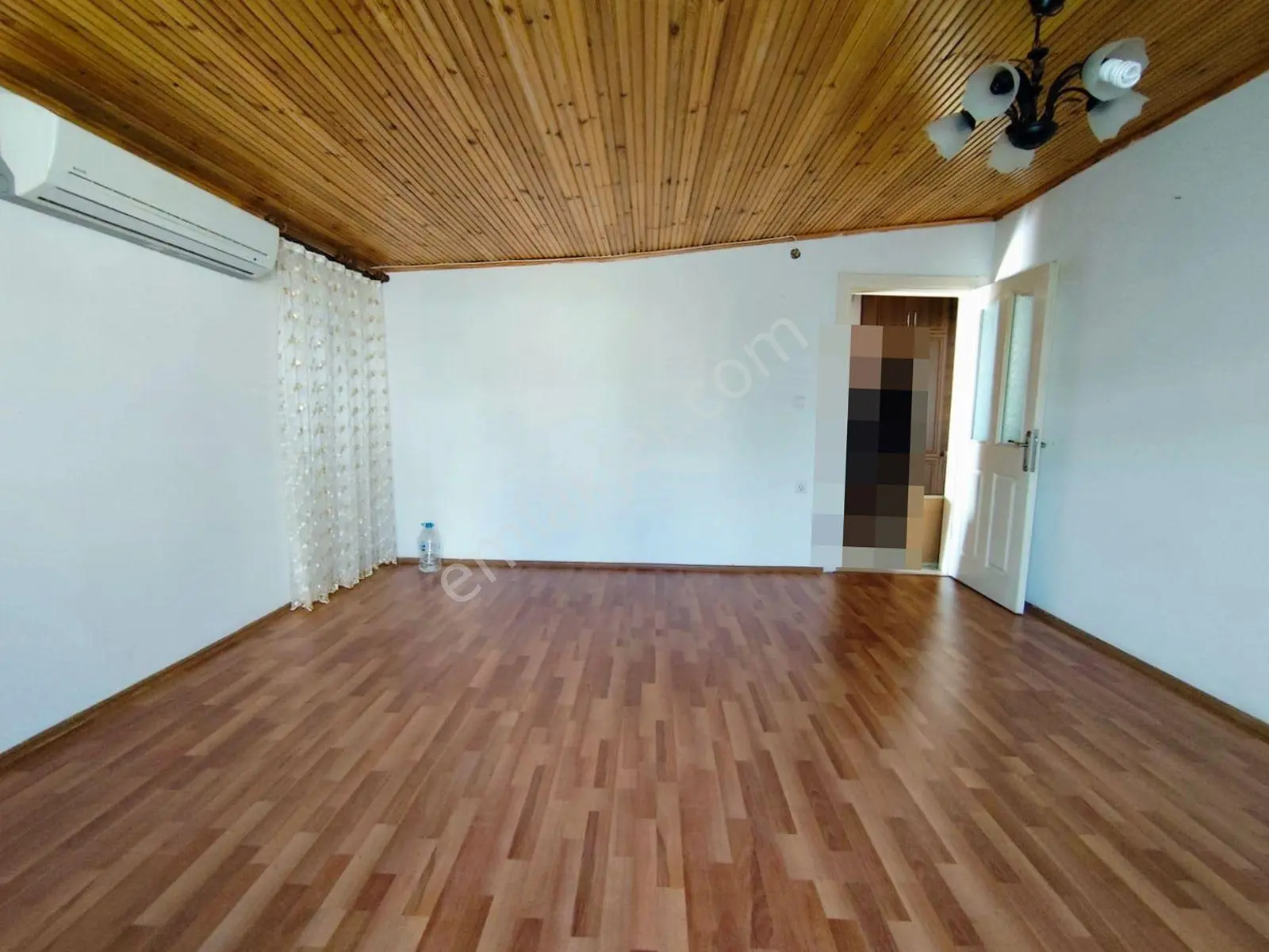 Mertcan'dan Çarşı Mah 33m2 Arsa Paylı Balkonlu 3+1 Çatı Katı Daire — fotoğraf 5