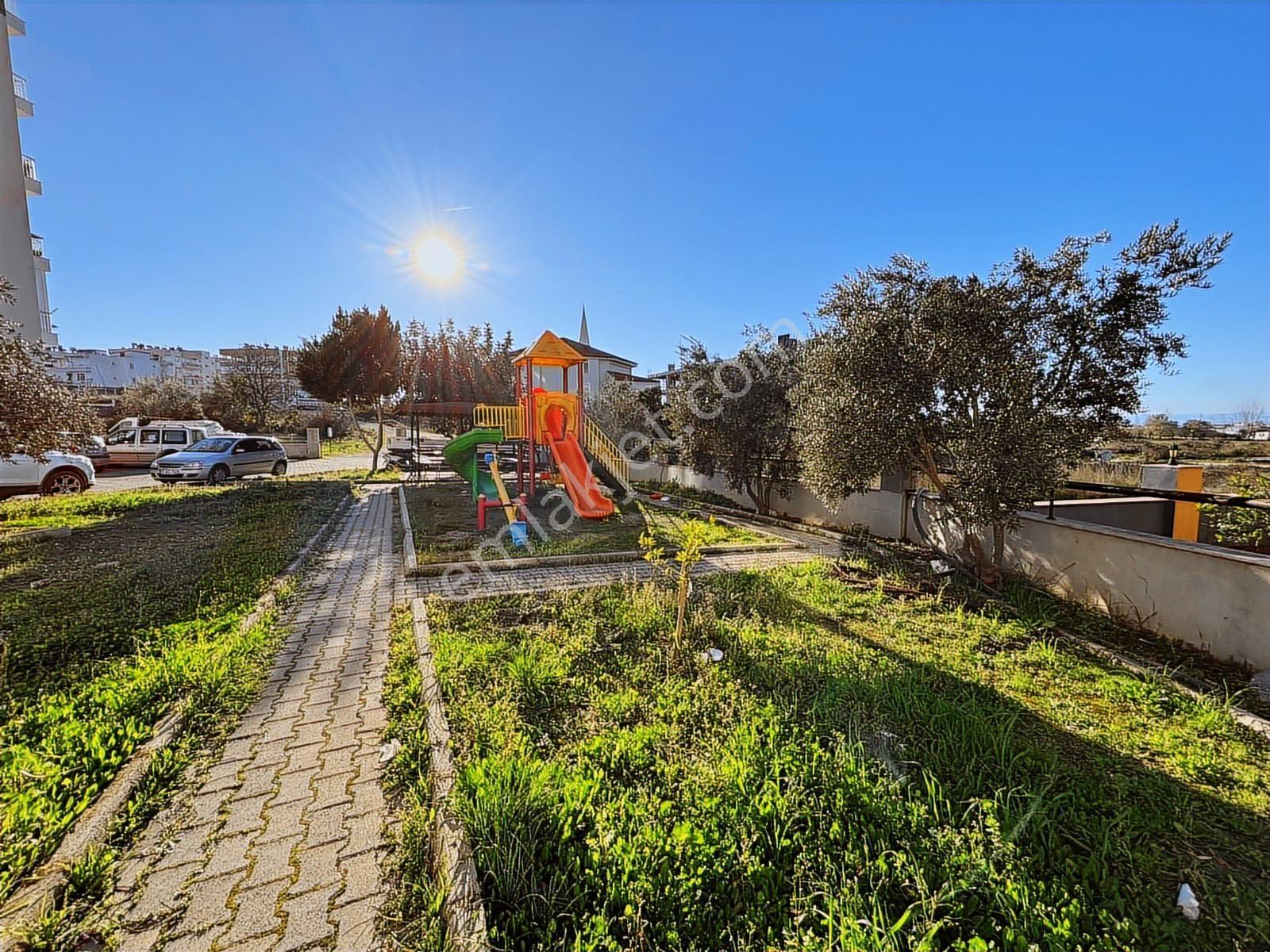 Usta Gayrimenkul'den Satılık 3+1 Cam Balkonlu Temiz Daire — fotoğraf 5