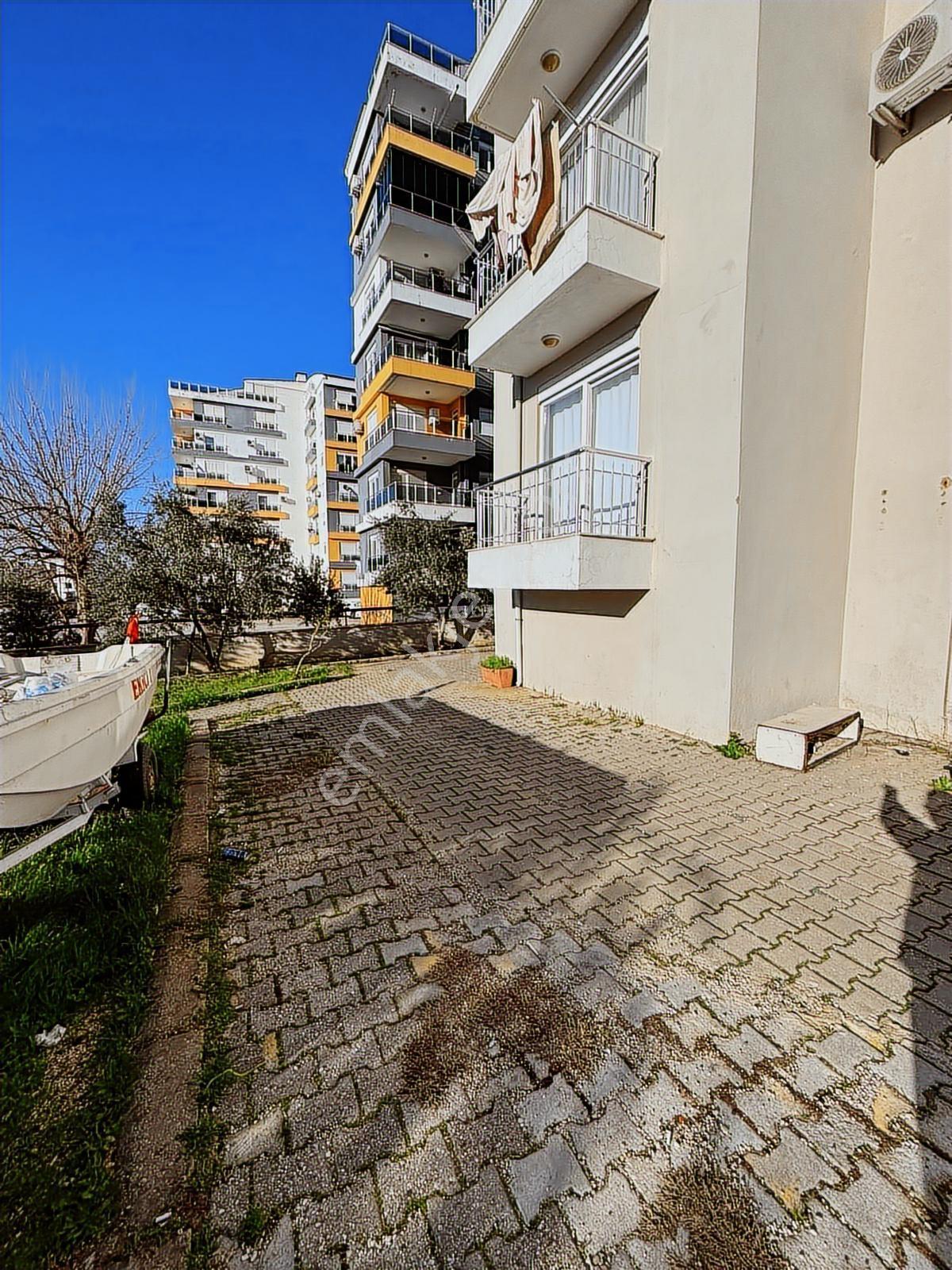 Usta Gayrimenkul'den Satılık 3+1 Cam Balkonlu Temiz Daire — fotoğraf 6
