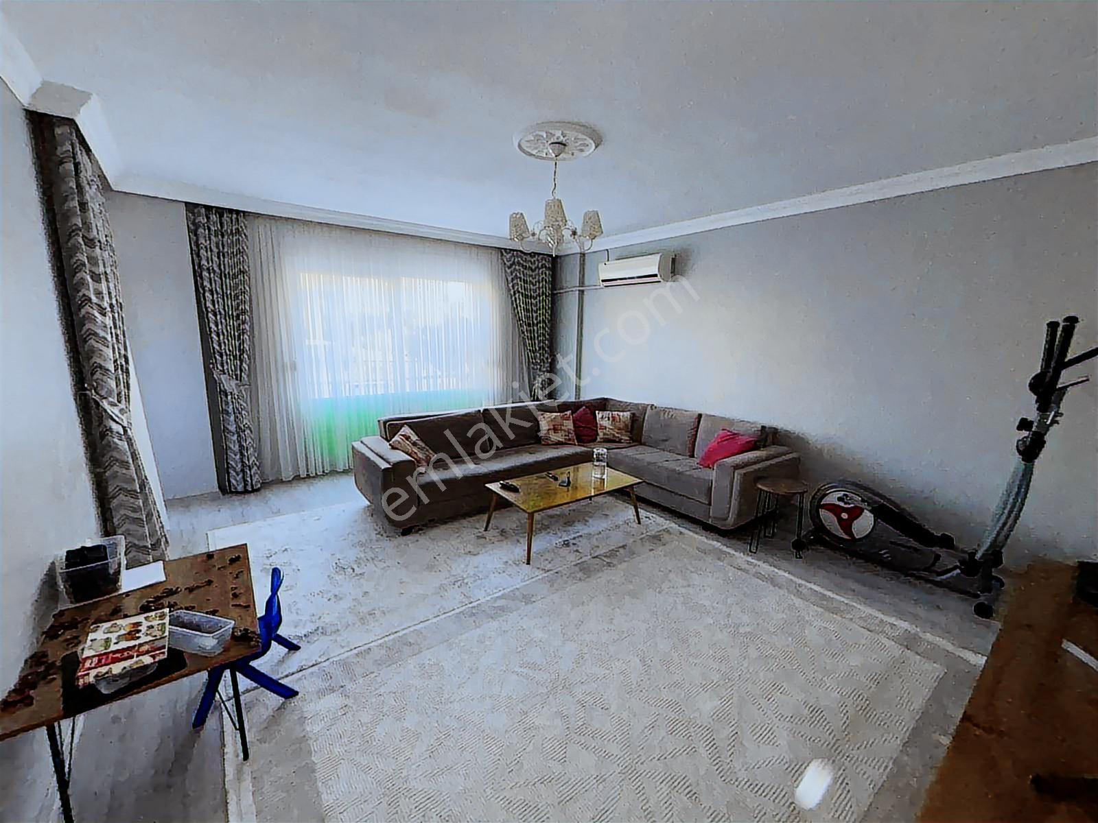 Usta Gayrimenkul'den Satılık 3+1 Cam Balkonlu Temiz Daire — fotoğraf 12