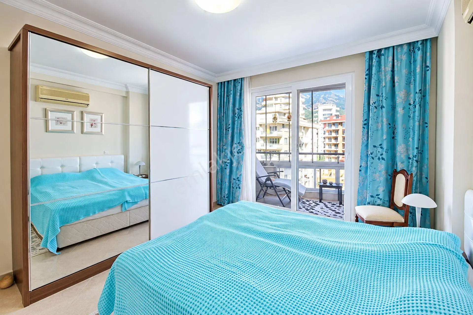 Alanya Mahmutlar'da Panoramik Manzaralı Eşyalı 2+1 Satılık Daire — fotoğraf 15