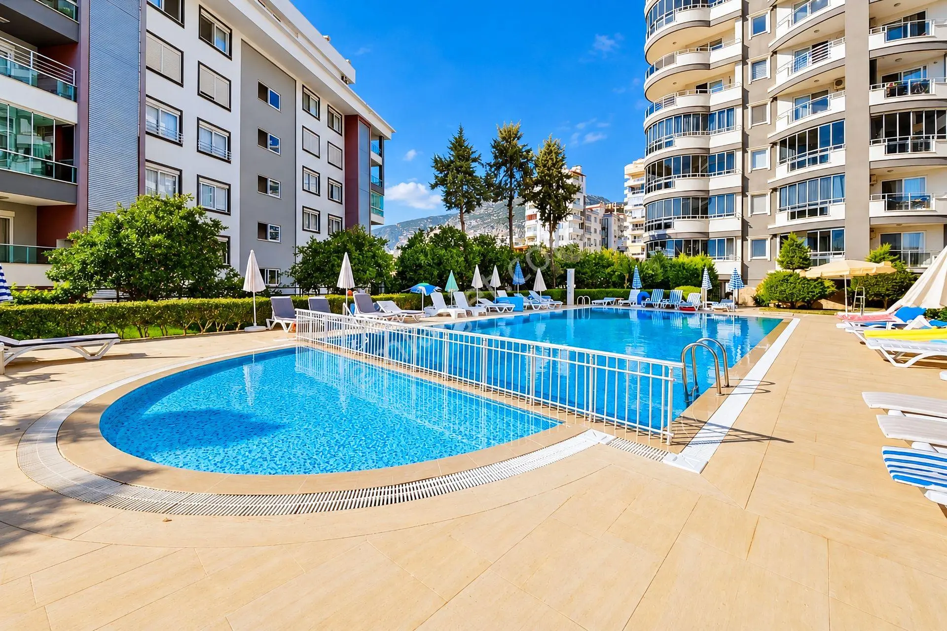 Alanya Mahmutlar'da Panoramik Manzaralı Eşyalı 2+1 Satılık Daire — fotoğraf 29