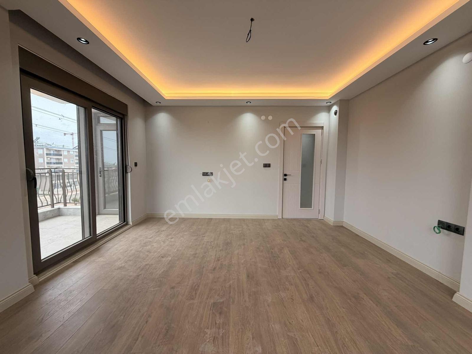 Tramvaya Cok Yakın Önü Açık 3+1 140 M2 2. Kat — fotoğraf 6
