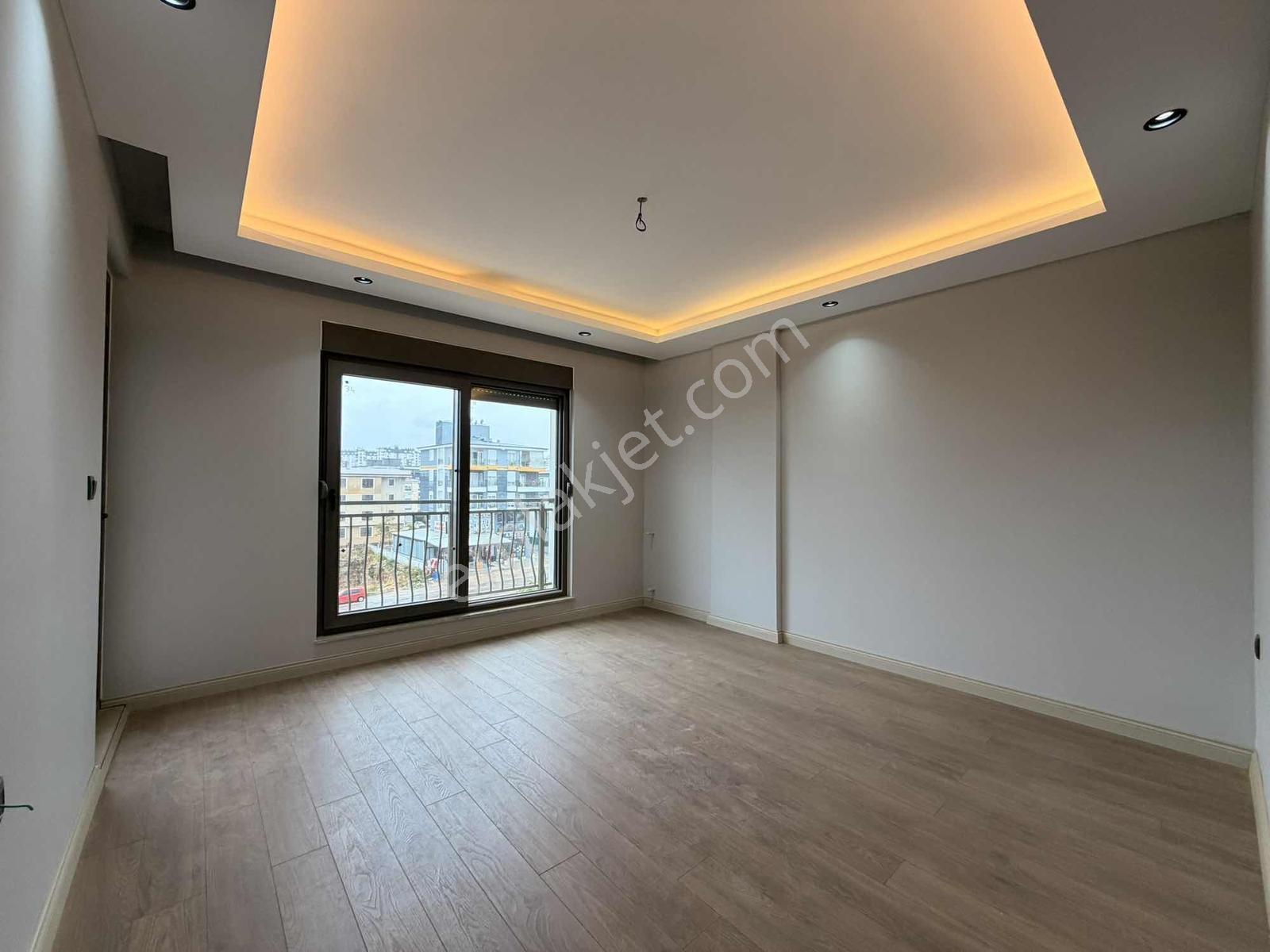 Tramvaya Cok Yakın Önü Açık 3+1 140 M2 2. Kat — fotoğraf 11