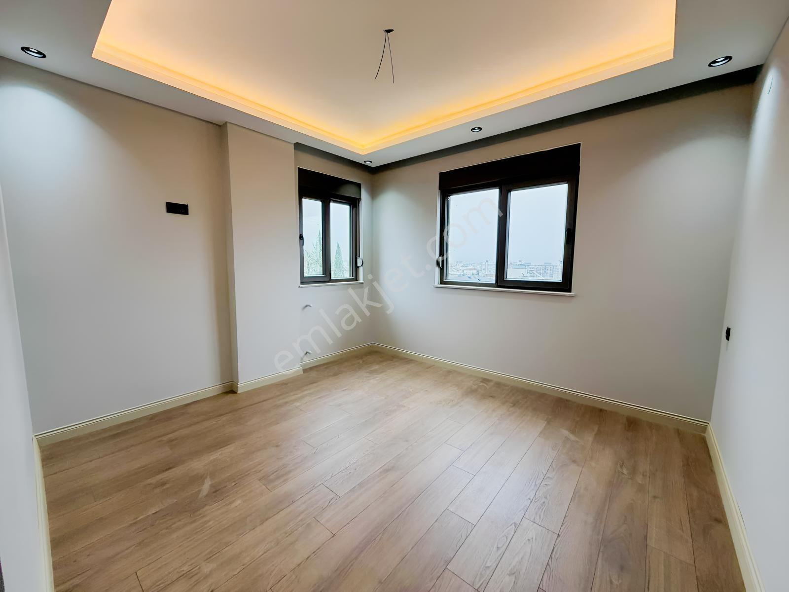 Tramvaya Cok Yakın Önü Açık 3+1 140 M2 2. Kat — fotoğraf 16