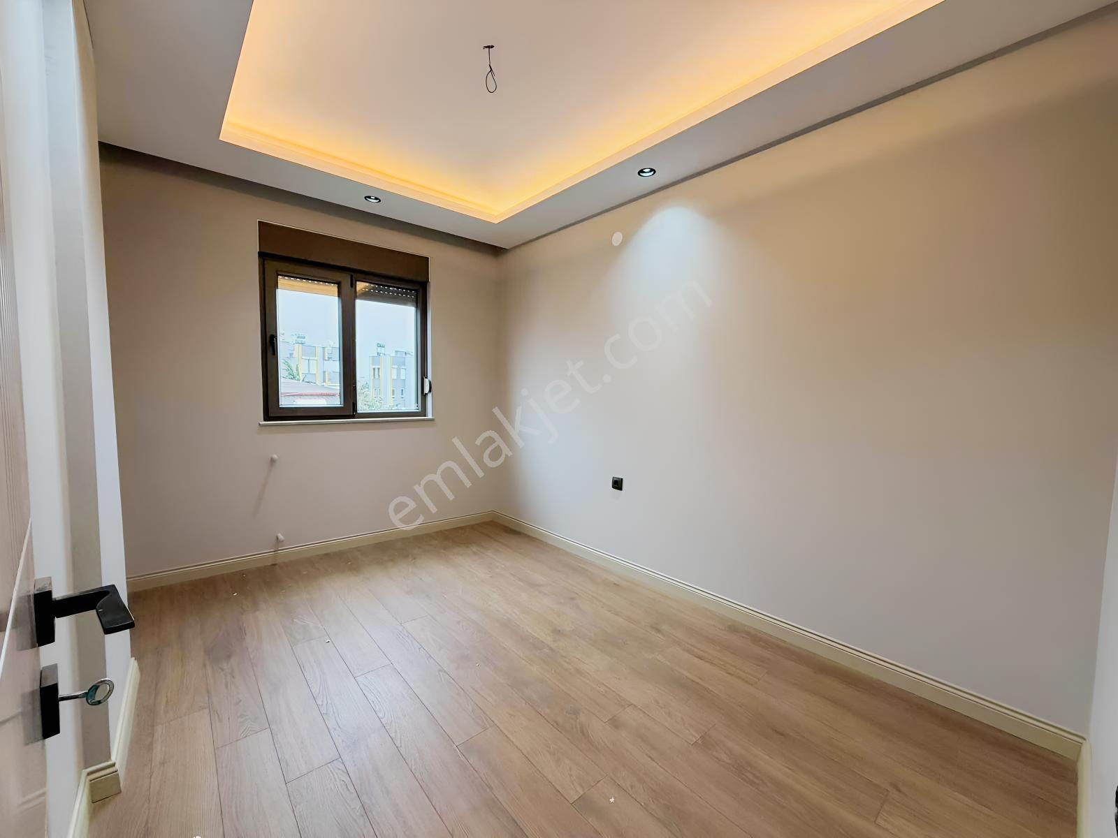 Tramvaya Cok Yakın Önü Açık 3+1 140 M2 2. Kat — fotoğraf 18