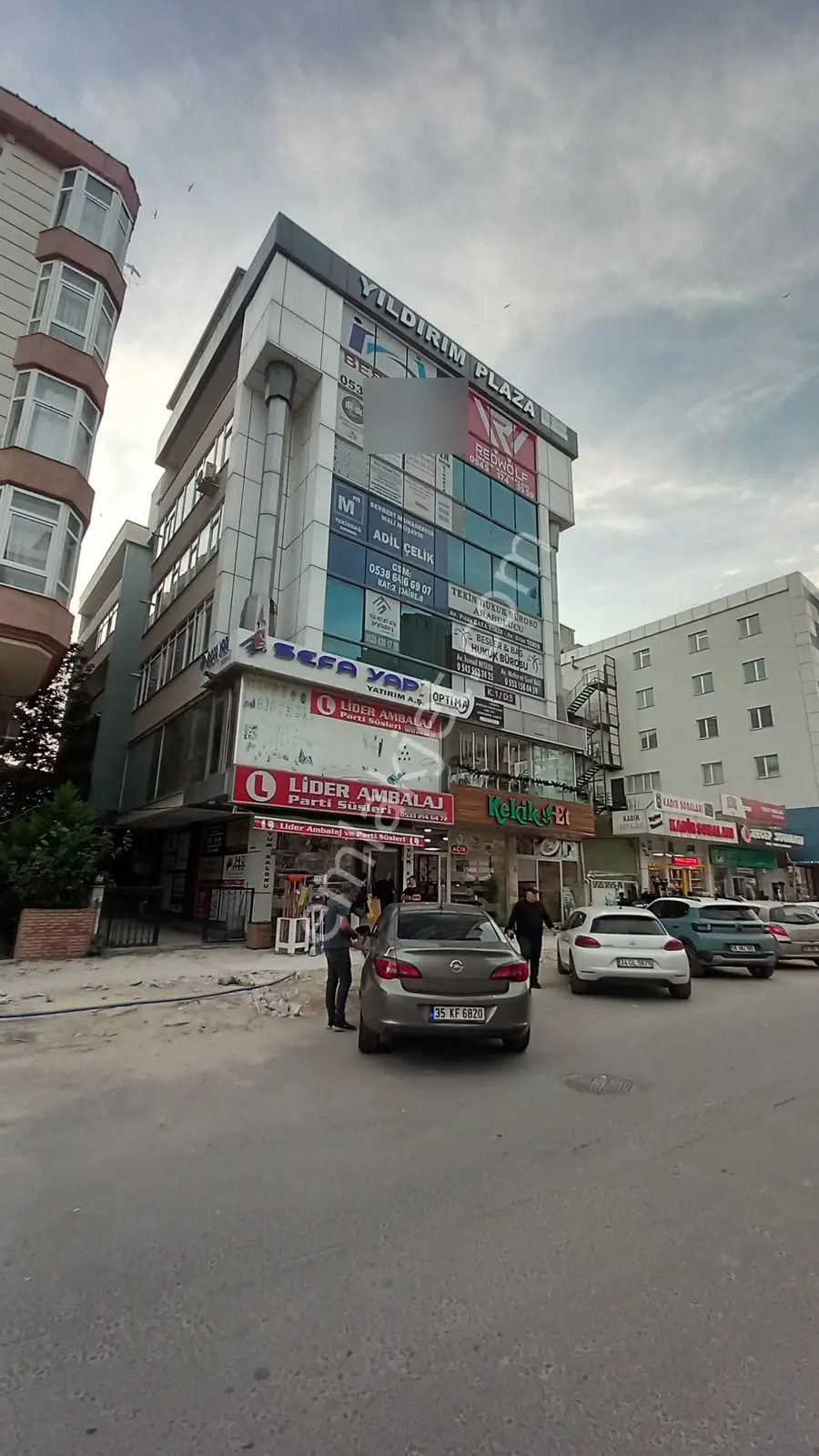 Remax Land'Den Çerkezköy Belediye Meydanında Kiracılı 1+1
