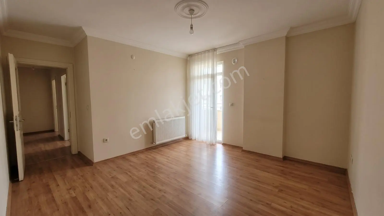 Remax Land'den Çerkezköy Belediye Meydanında Kiracılı 1+1 — fotoğraf 7
