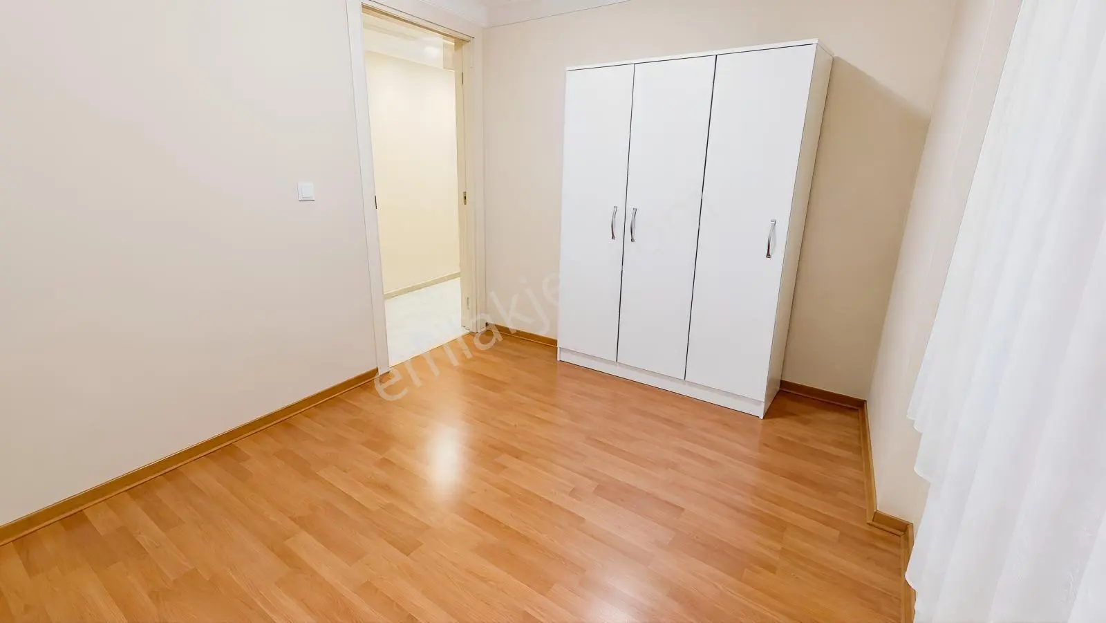 Remax Land'den Çerkezköy Belediye Meydanında Kiracılı 1+1 — fotoğraf 11
