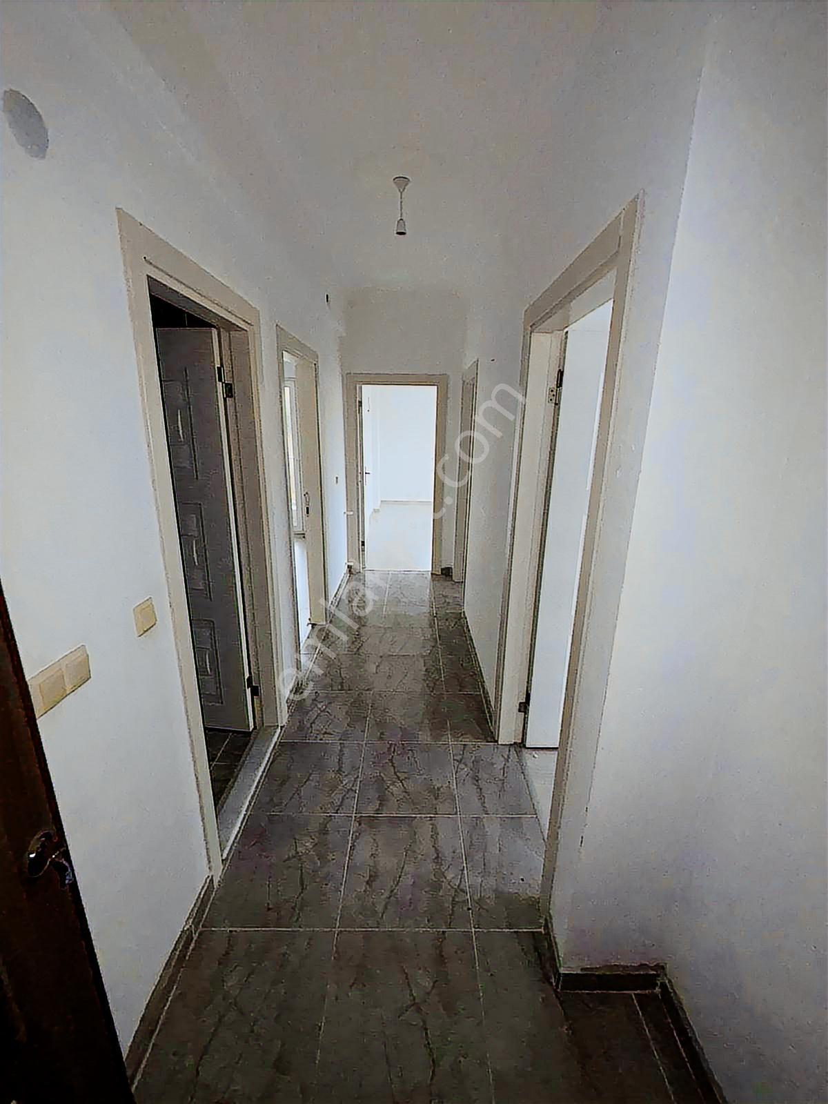 Usta Gayrimenkul'den Satılık Temiz 2+1 Daire — fotoğraf 3