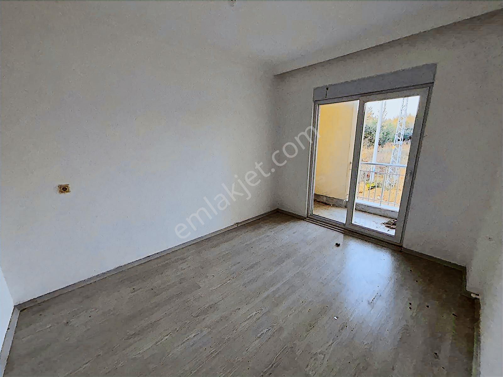 Usta Gayrimenkul'den Satılık Temiz 2+1 Daire — fotoğraf 8