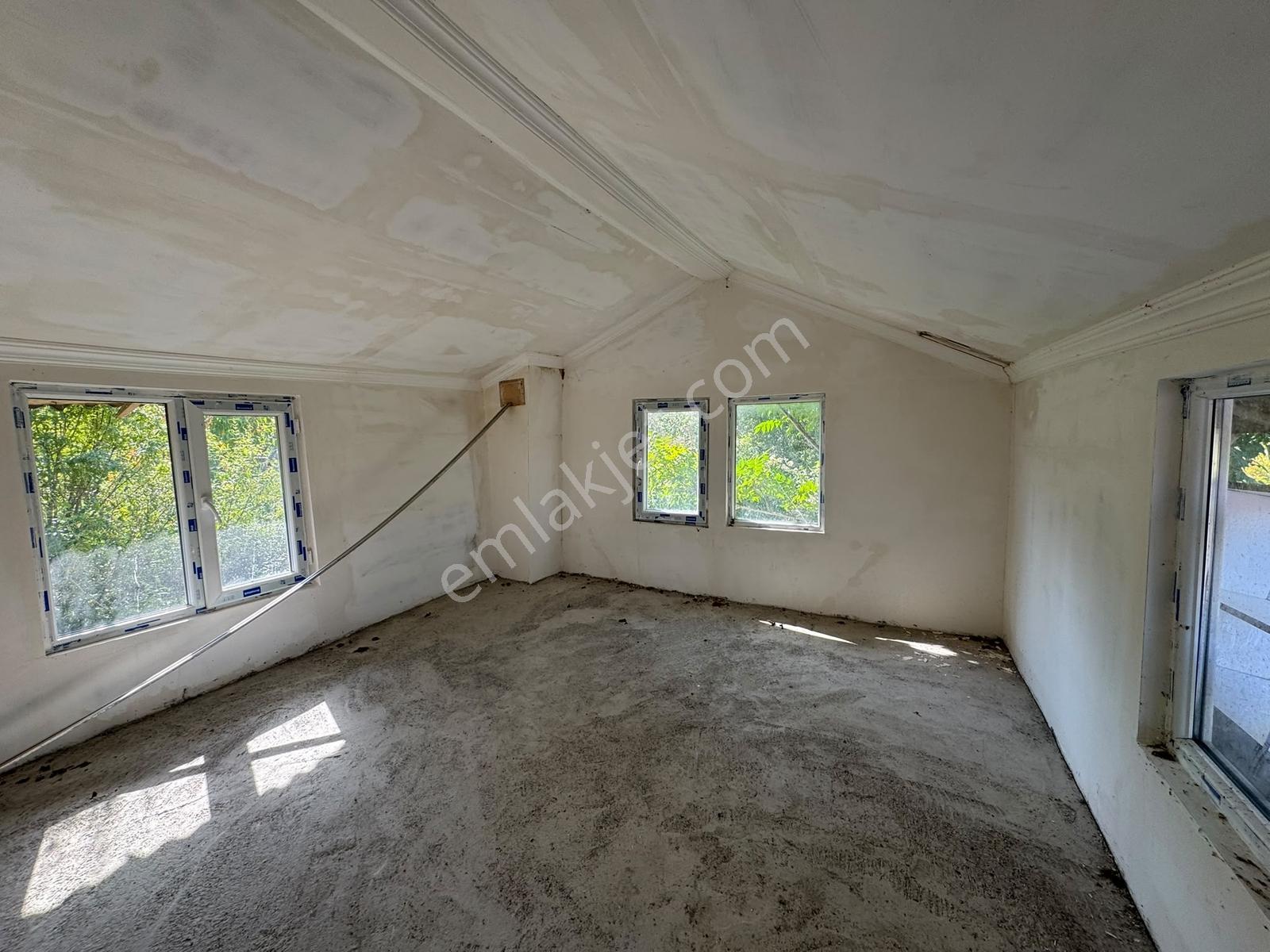 Mes Emlak'tan Eldivanda 1581m2 Satılık Evli Hobi Bahçesi — fotoğraf 3