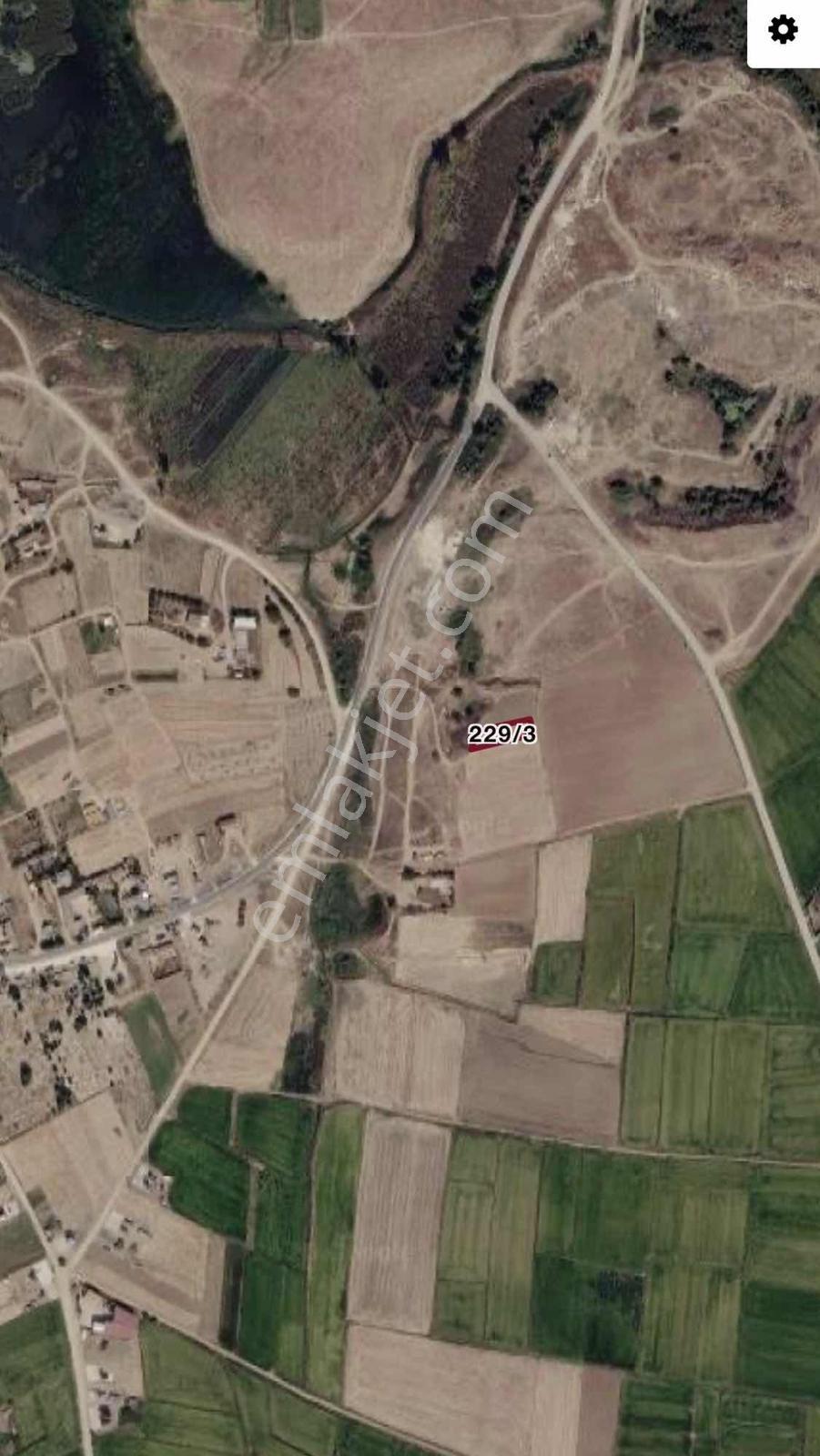 Edrine Merkez Höyüklütatar Tek Tapu 866m2 Tarla Resmi Yolu Var — fotoğraf 2
