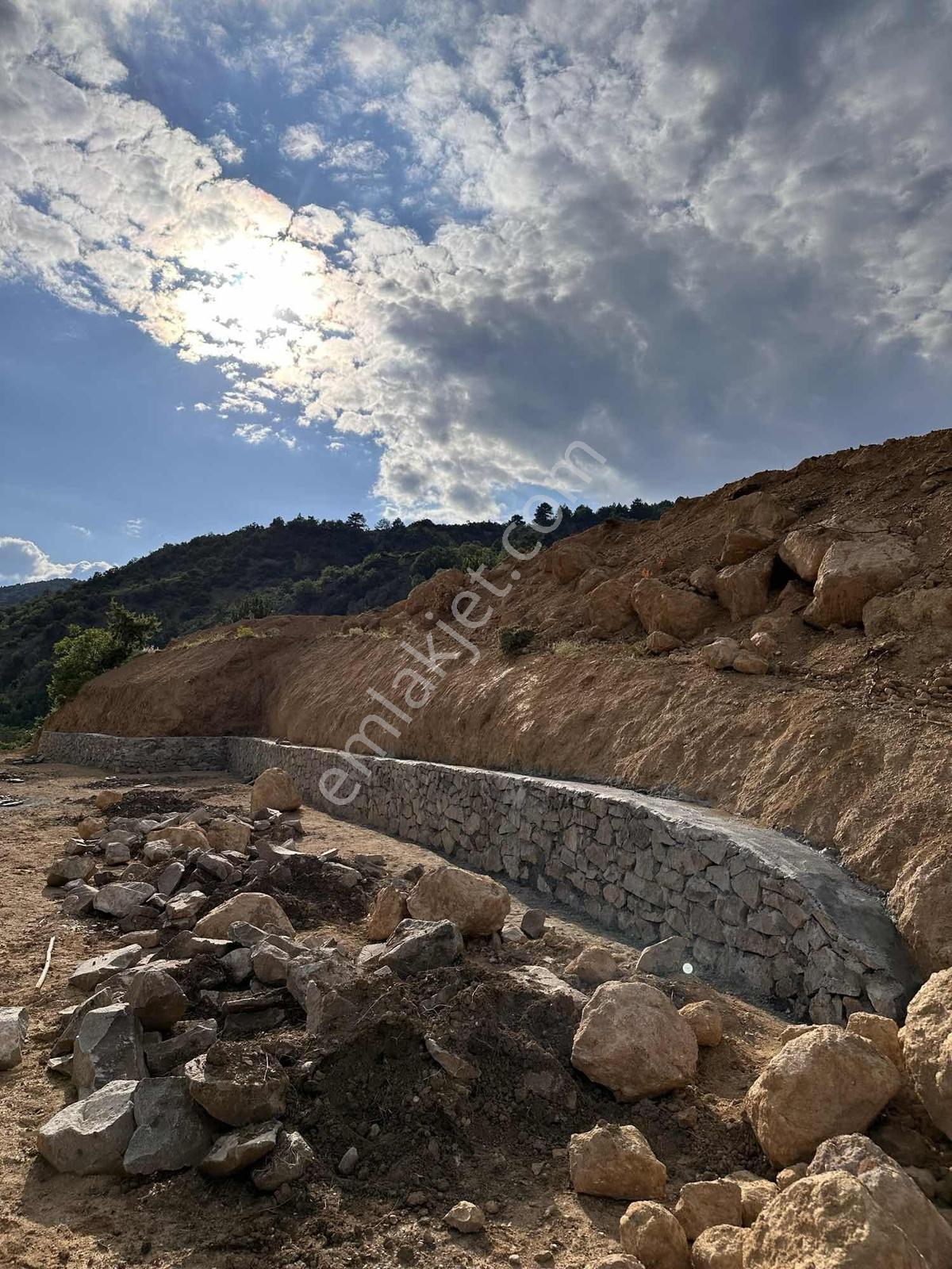 Satılık Göl Manzaralı Tarla — fotoğraf 9