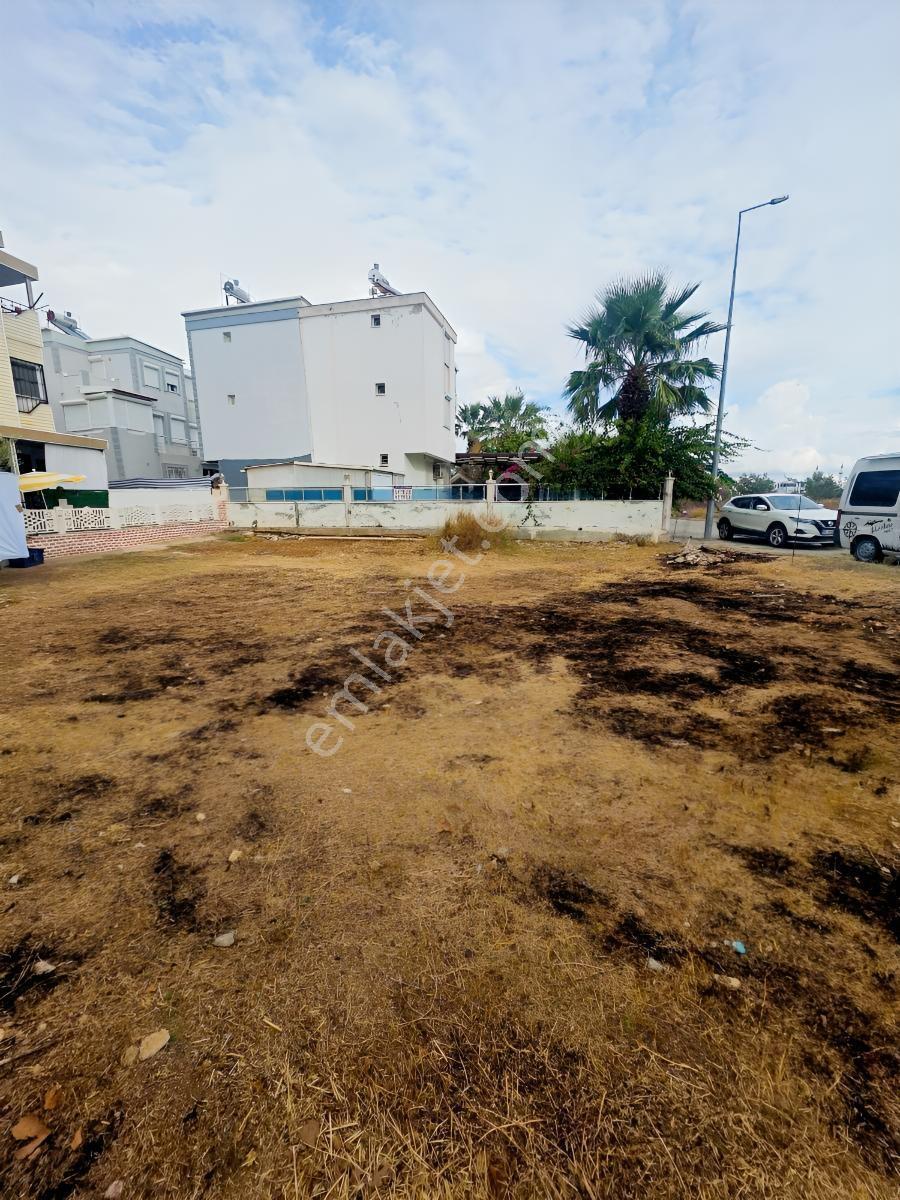Didim Liman Yolunda Köşe Başı Toplam 400 M2 Satılık Arsa — fotoğraf 3