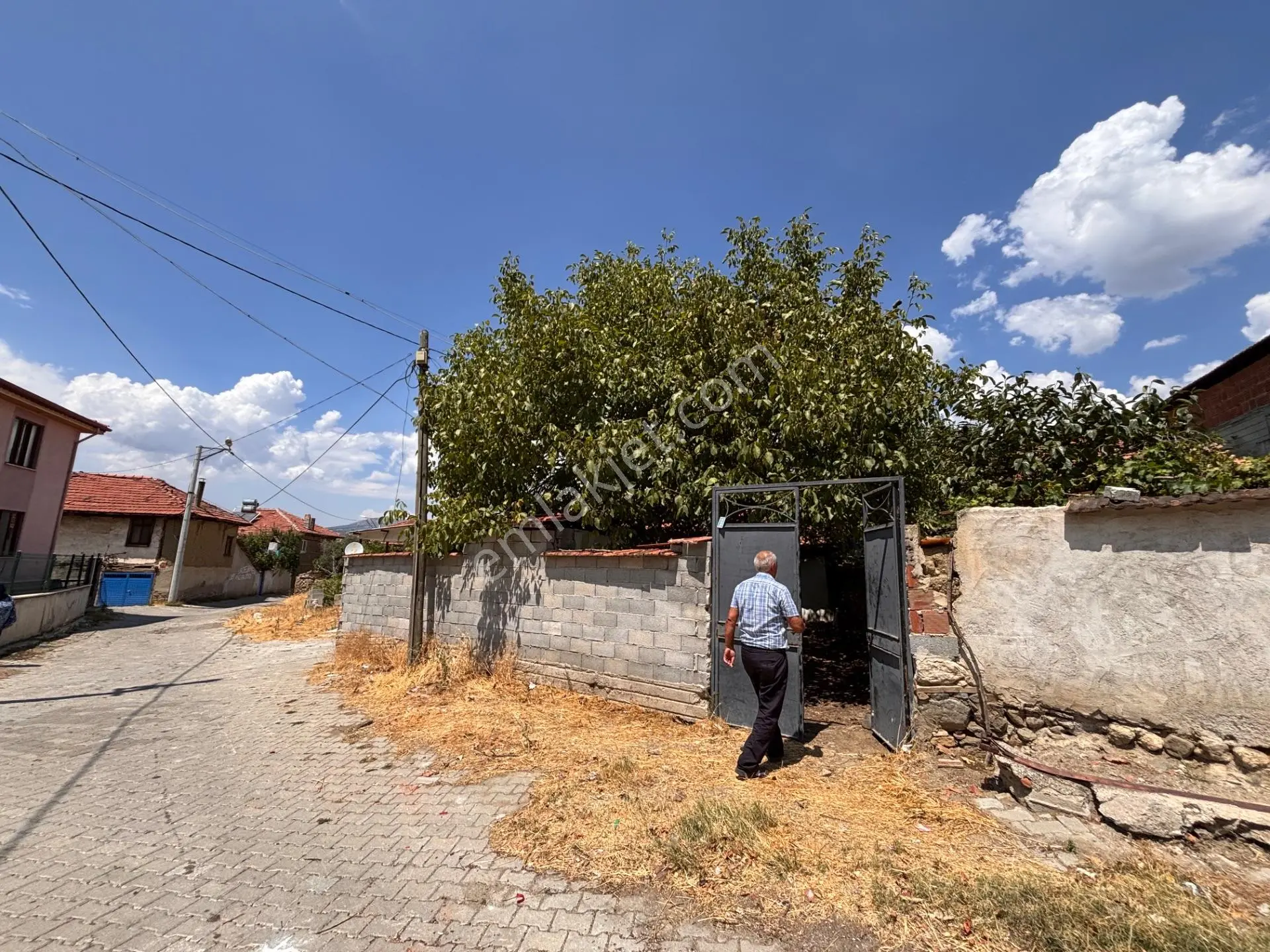 Avşar Merkezde 206 M² Arsa - %50 İmarlı, Ticari + Konut Fırsatı! — fotoğraf 6