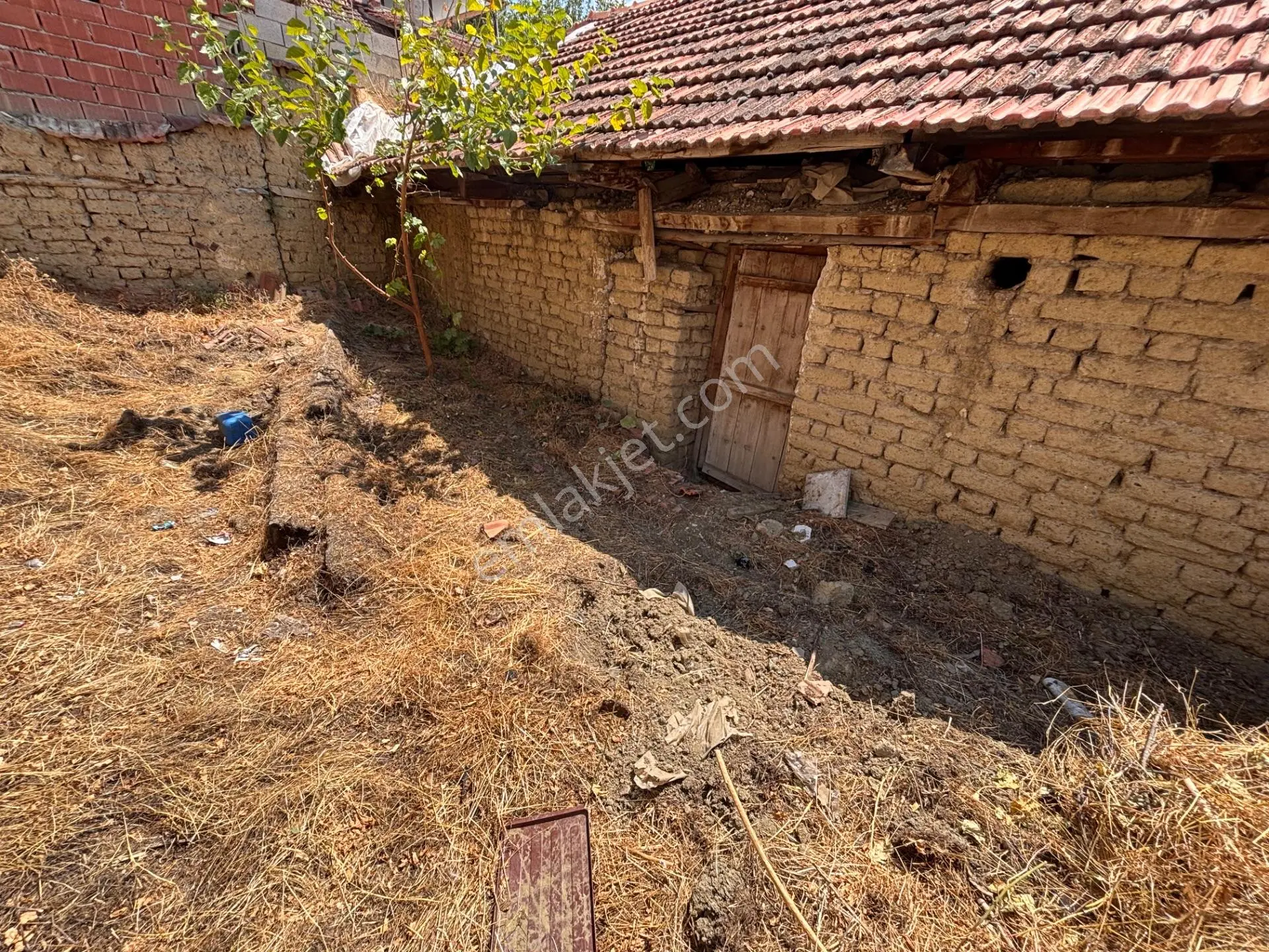 Avşar Merkezde 206 M² Arsa - %50 İmarlı, Ticari + Konut Fırsatı! — fotoğraf 16