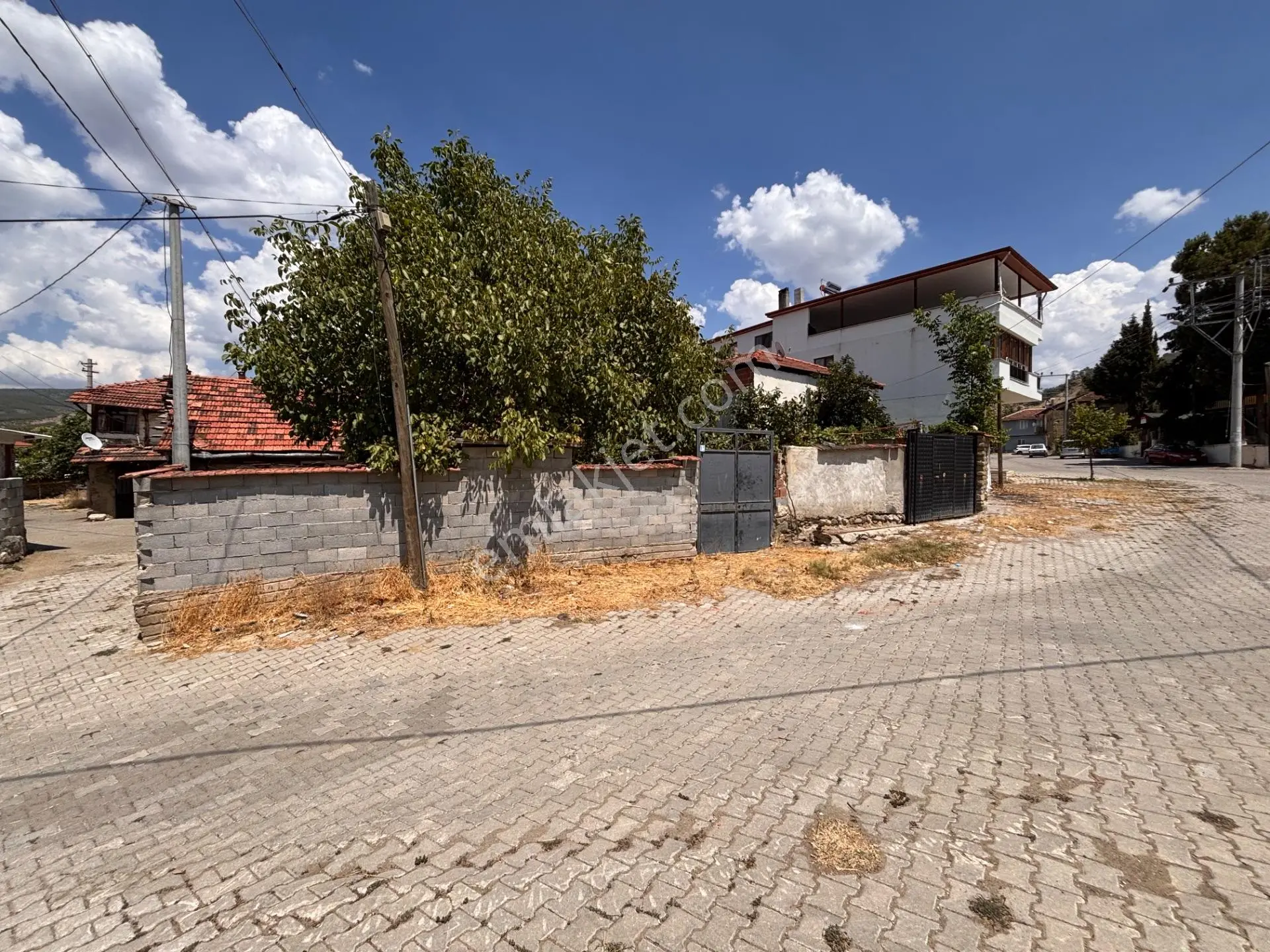 Avşar Merkezde 206 M² Arsa - %50 İmarlı, Ticari + Konut Fırsatı! — fotoğraf 17