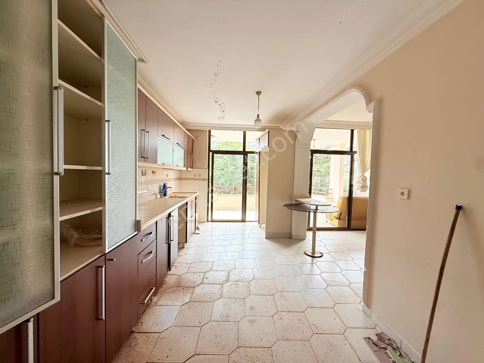 Viranşehir Site İçersnde Sahile 1 Adım Deniz Manzaralı Geniş 4+1 — fotoğraf 6