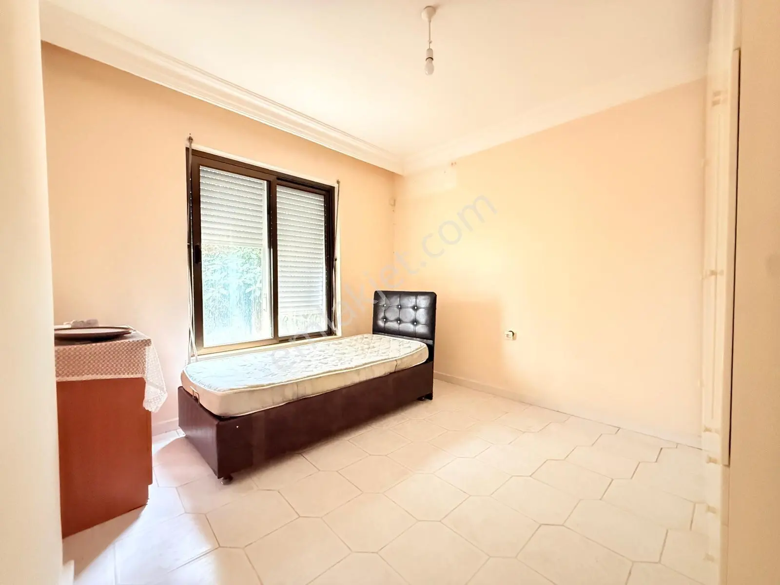 Viranşehir Site İçersnde Sahile 1 Adım Deniz Manzaralı Geniş 4+1 — fotoğraf 13