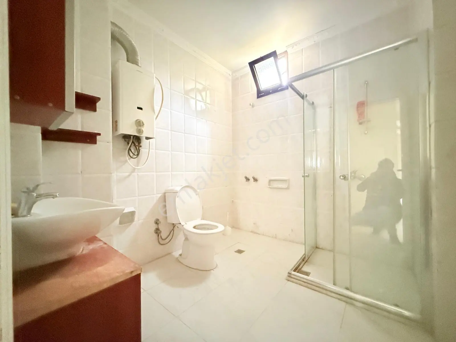 Viranşehir Site İçersnde Sahile 1 Adım Deniz Manzaralı Geniş 4+1 — fotoğraf 16