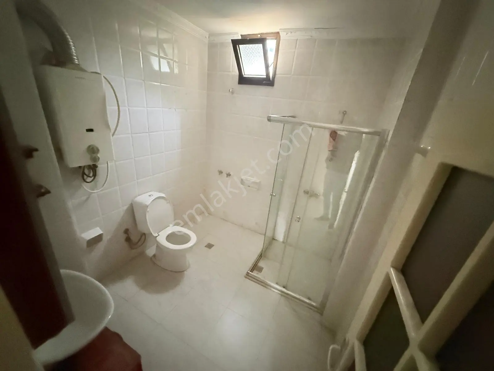 Viranşehir Site İçersnde Sahile 1 Adım Deniz Manzaralı Geniş 4+1 — fotoğraf 17