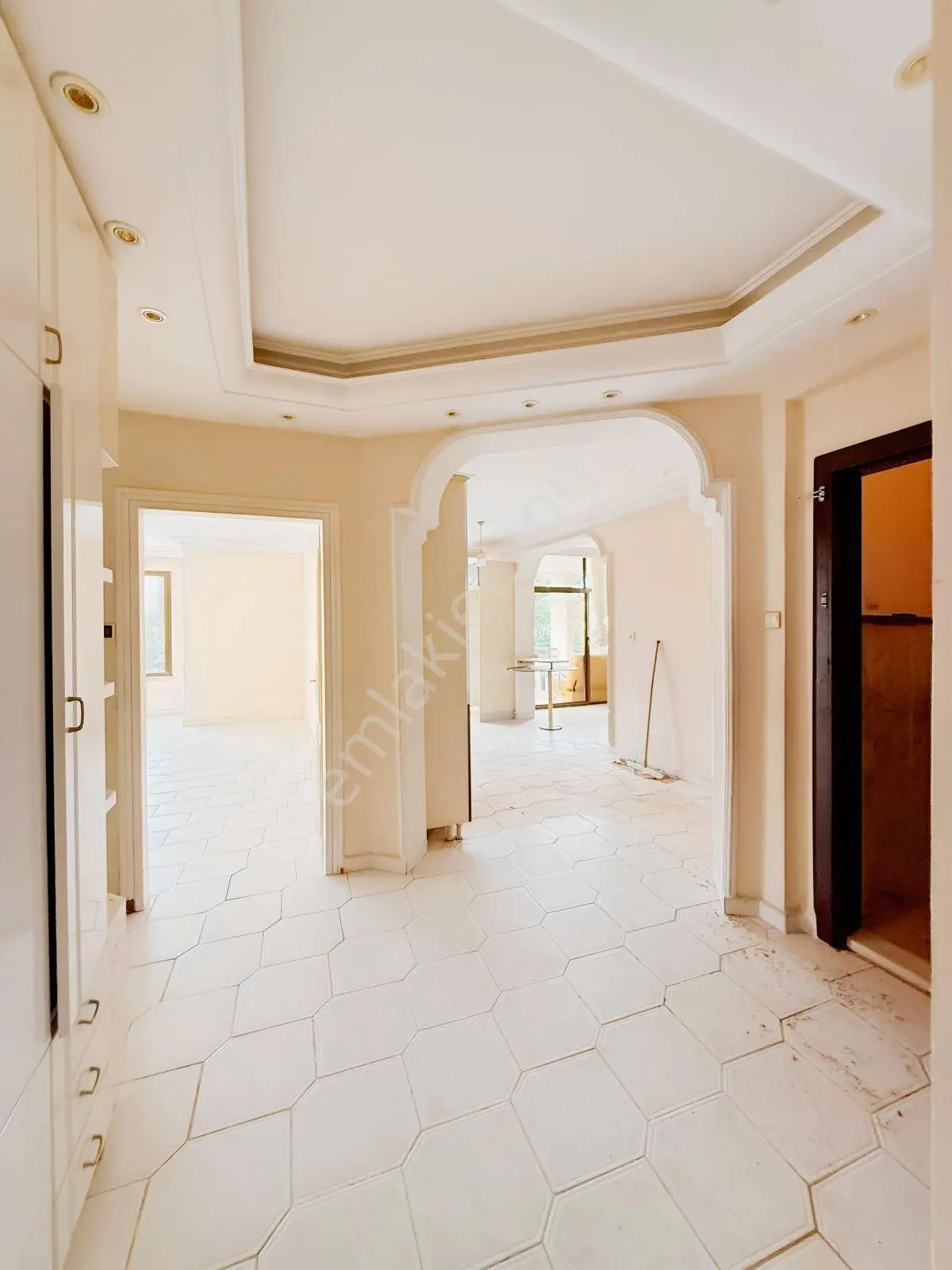 Viranşehir Site İçersnde Sahile 1 Adım Deniz Manzaralı Geniş 4+1 — fotoğraf 26