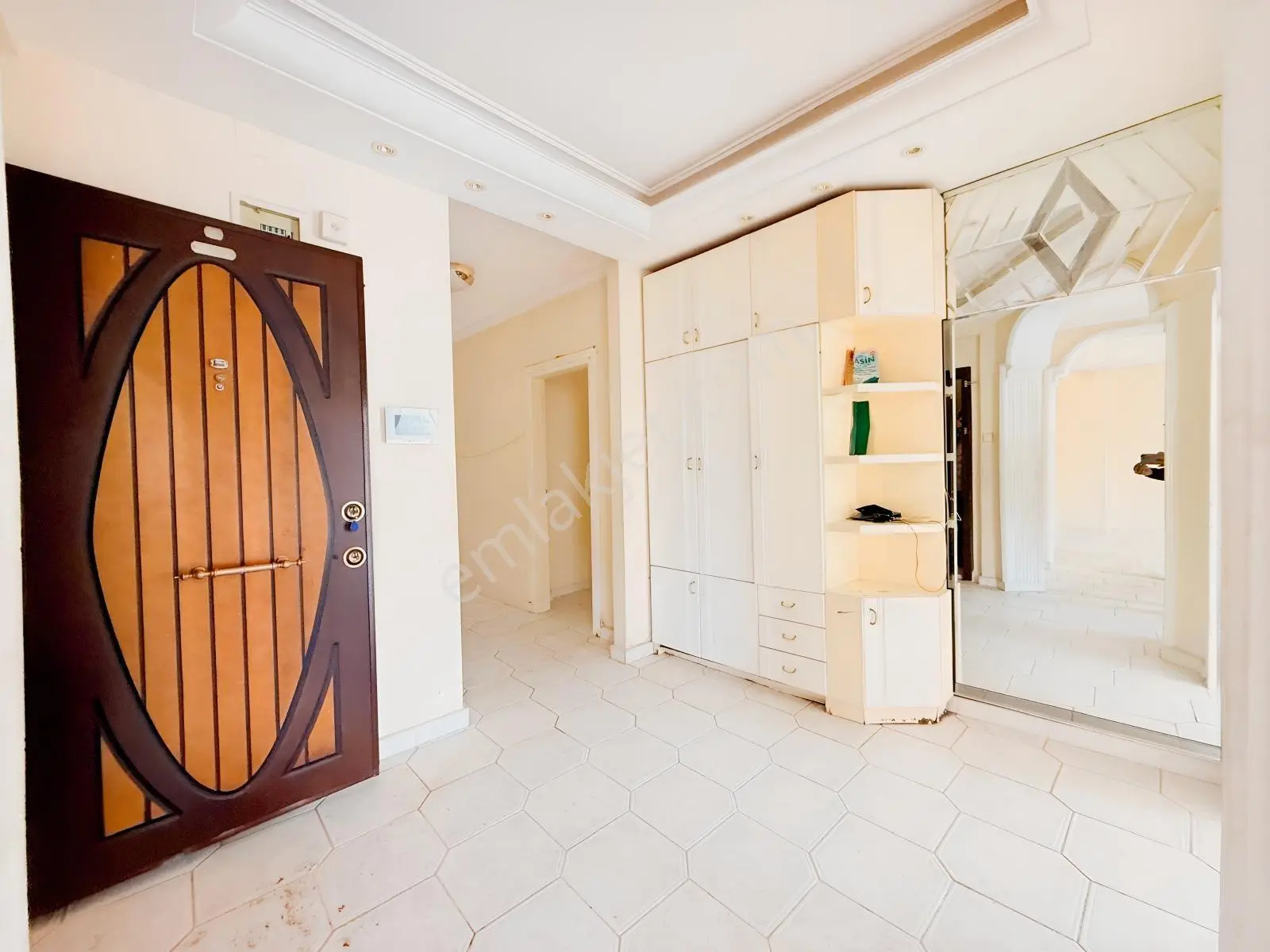 Viranşehir Site İçersnde Sahile 1 Adım Deniz Manzaralı Geniş 4+1 — fotoğraf 32