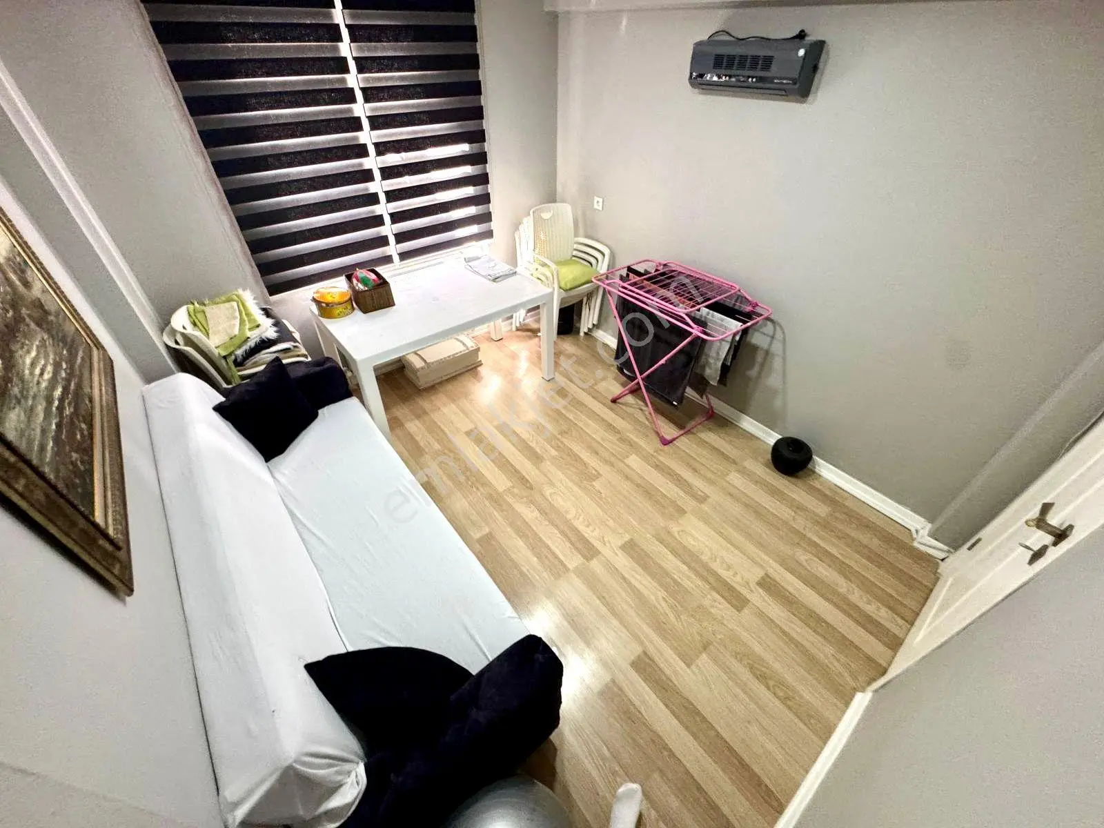 Referans'tan Akçay'da Ara Kat Ön Cephe Doğalgazlı 3+1 Daire — fotoğraf 4