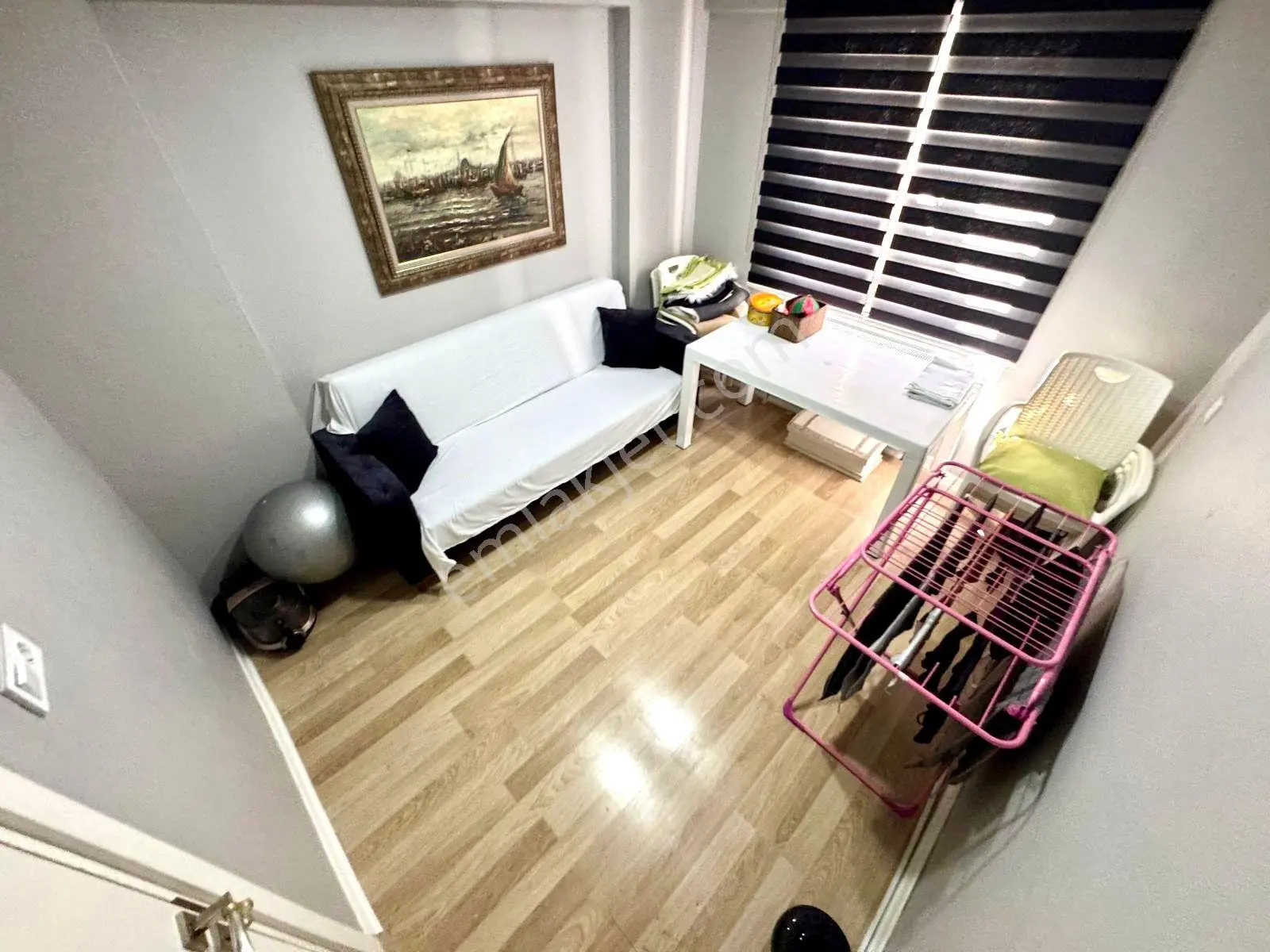 Referans'tan Akçay'da Ara Kat Ön Cephe Doğalgazlı 3+1 Daire — fotoğraf 26