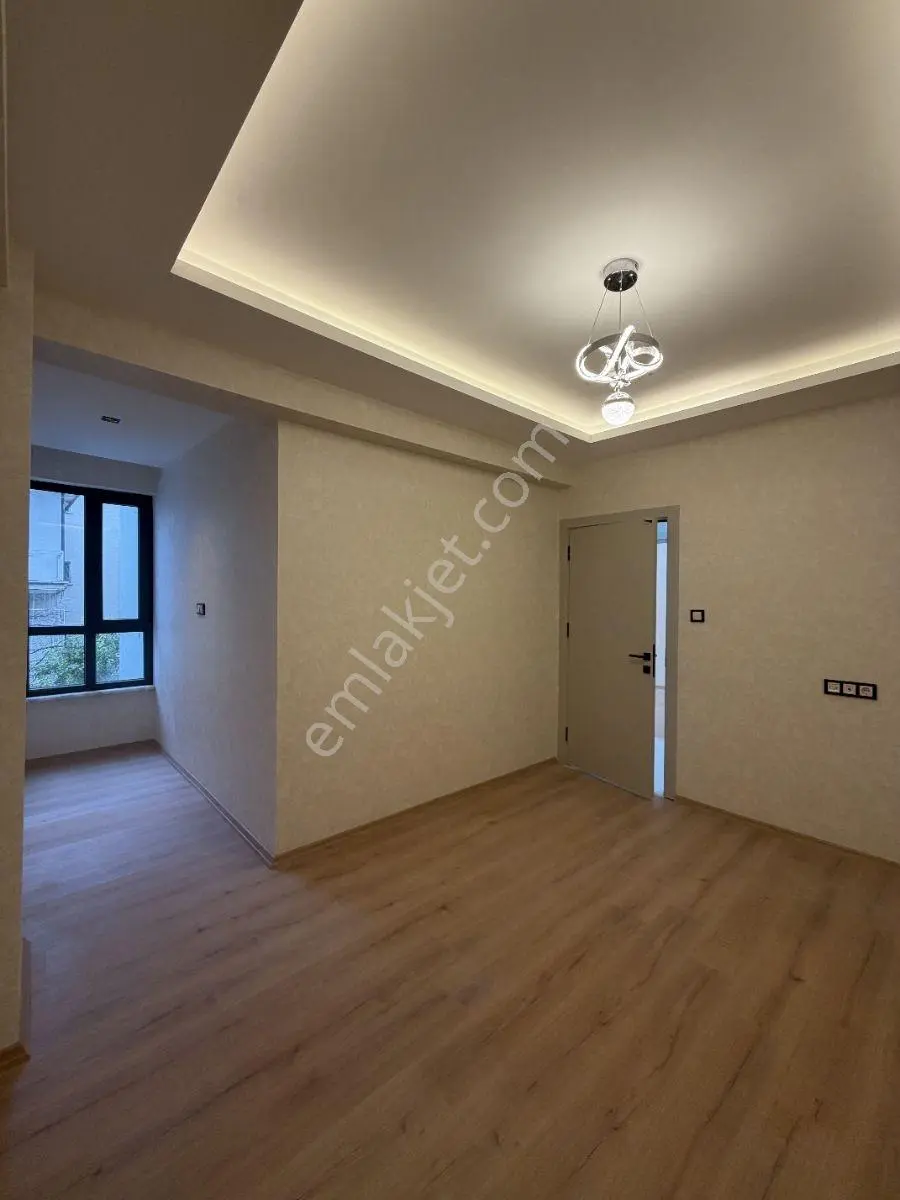 Sakarya'da Satılık 3+1 Daire Yerden Isıtma & Kapalı Otopark — fotoğraf 3