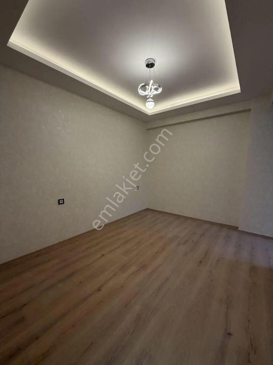 Sakarya'da Satılık 3+1 Daire Yerden Isıtma & Kapalı Otopark — fotoğraf 4
