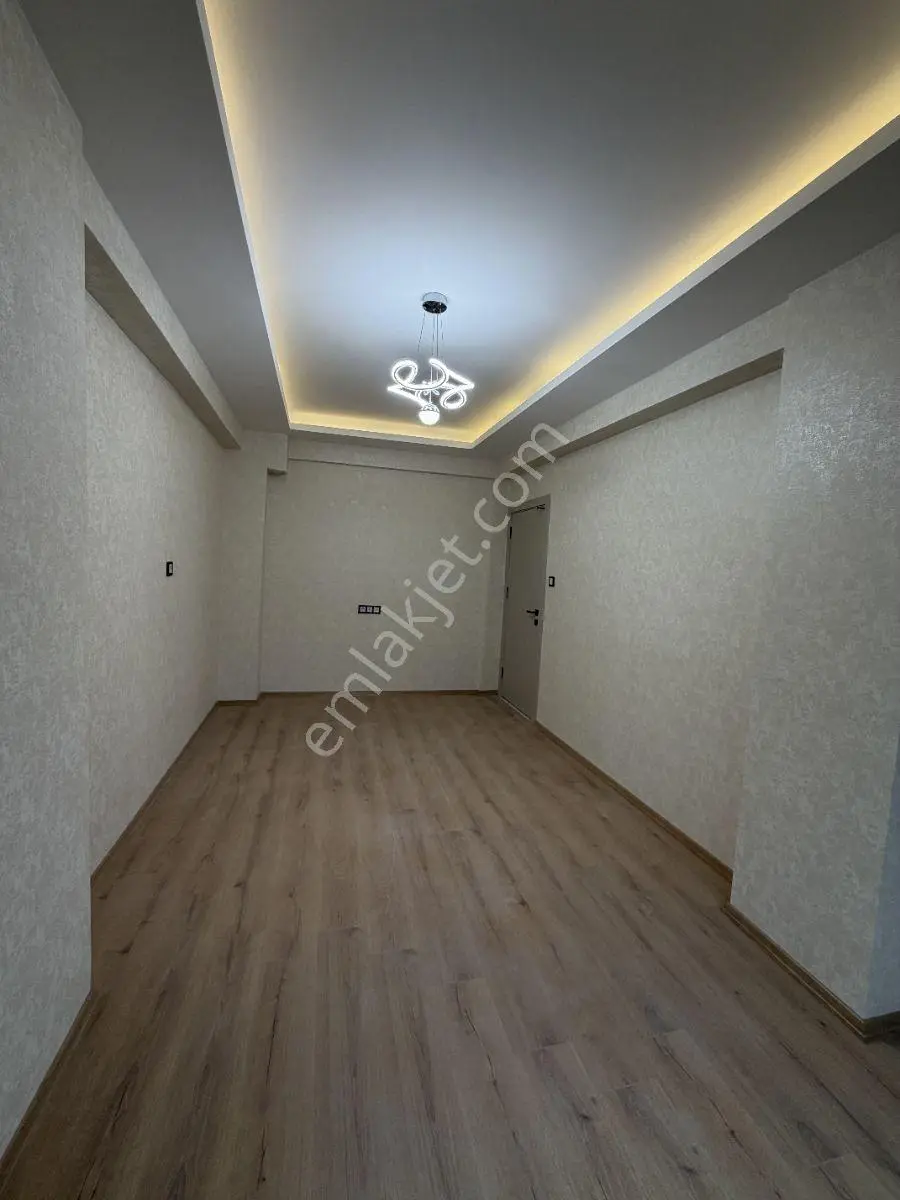 Sakarya'da Satılık 3+1 Daire Yerden Isıtma & Kapalı Otopark — fotoğraf 5