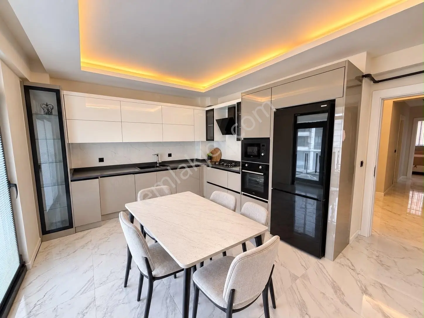 Rota’dan Satılık Ultra Lüx Site İçi 3+1 Daire — fotoğraf 2