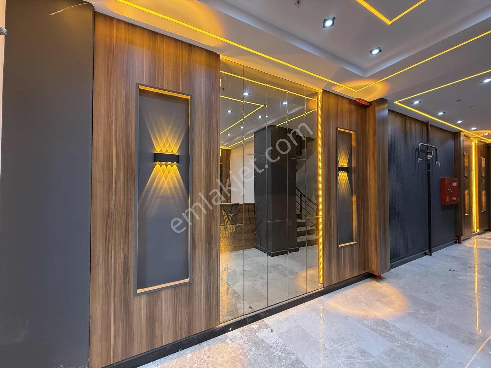 Onay 'Dan Çerkezköy Çarşı Merkezinde 1+1 Daire Ve Ofisler