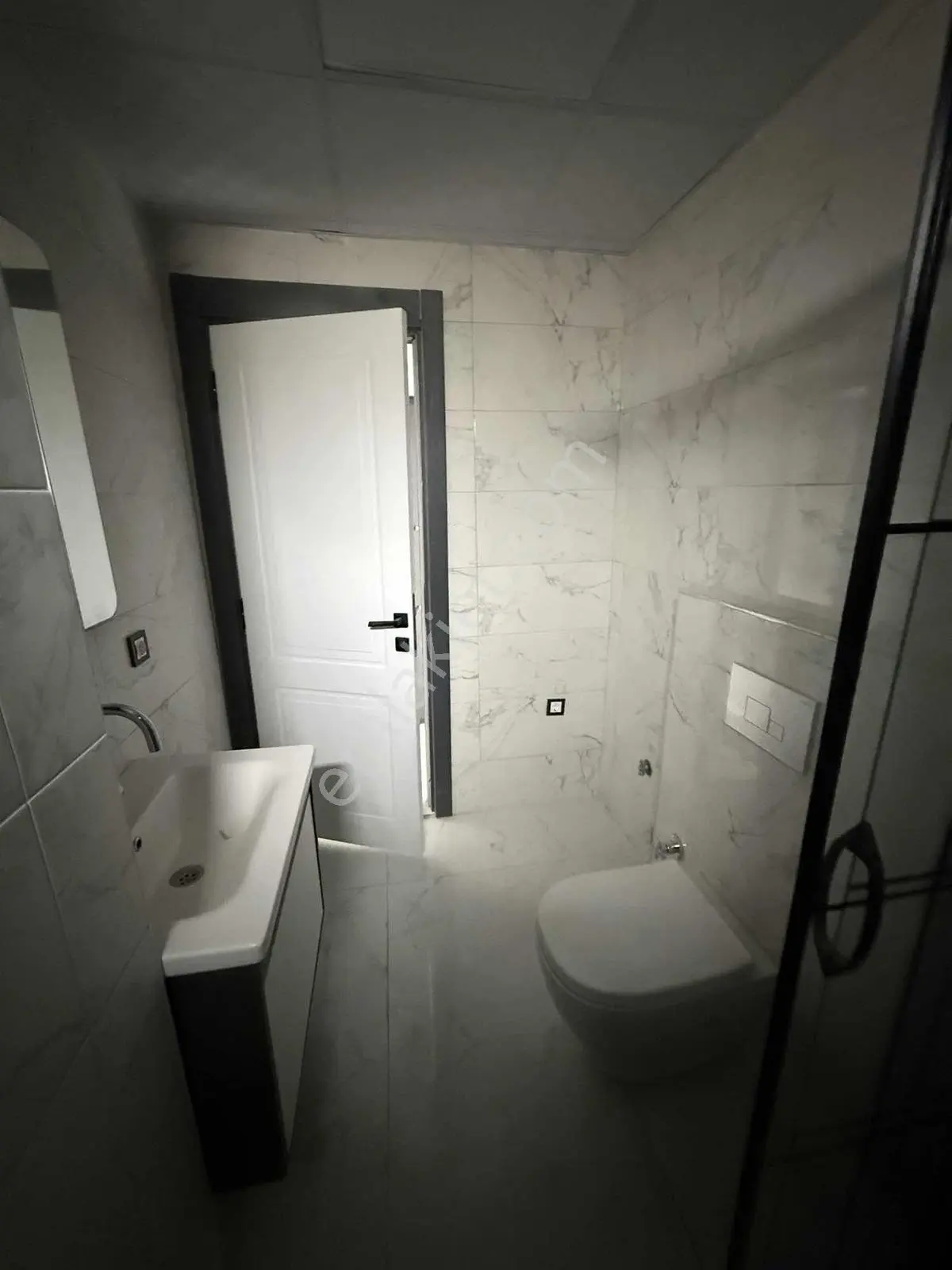 Onay 'dan Çerkezköy Çarşı Merkezinde 1+1 Daire Ve Ofisler — fotoğraf 7