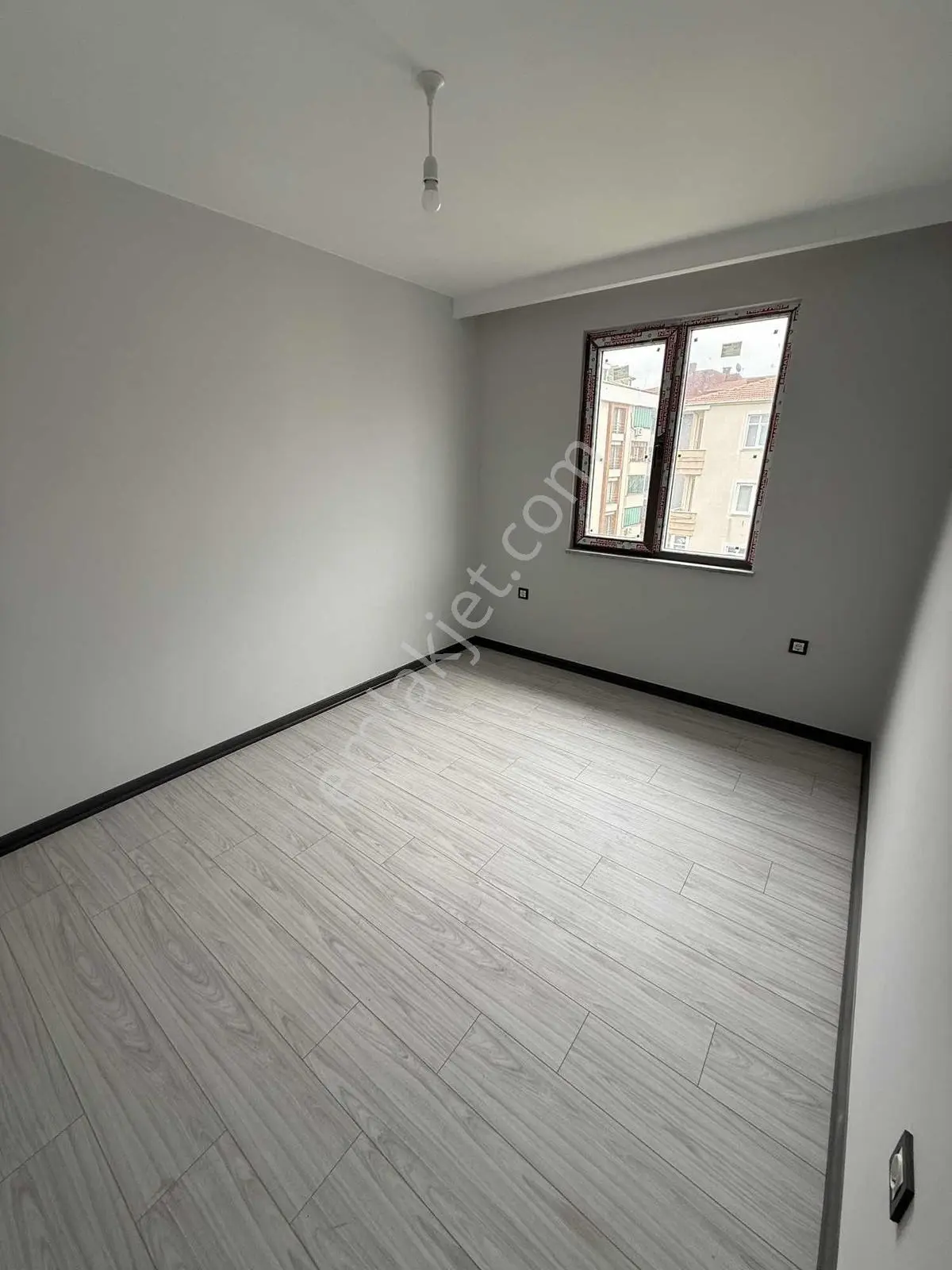 Onay 'dan Çerkezköy Çarşı Merkezinde 1+1 Daire Ve Ofisler — fotoğraf 20