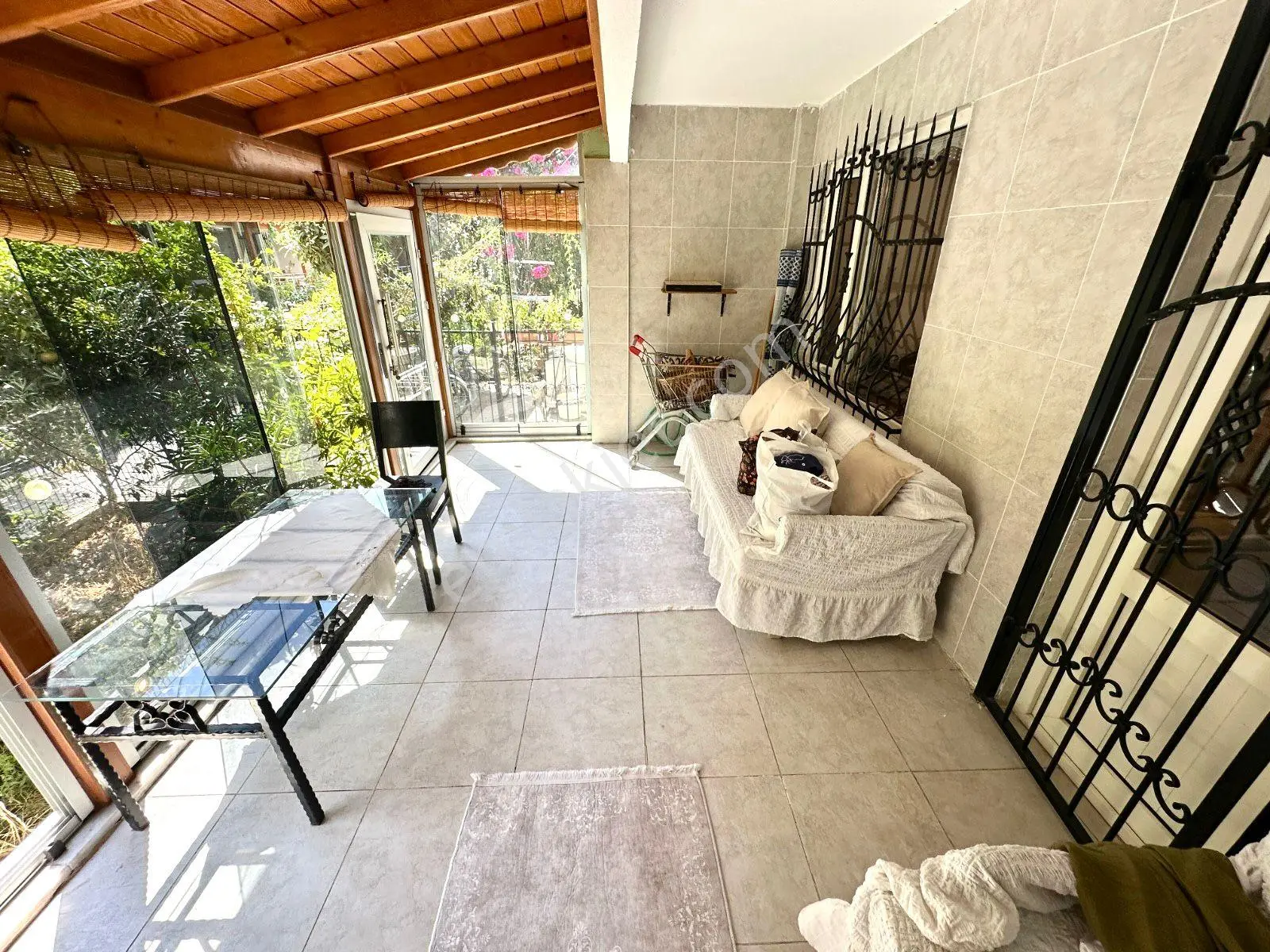 Referans'tan Akçay'da Müstakil Bahçeli Uygun Fiyatlı 4+1 Villa — fotoğraf 14